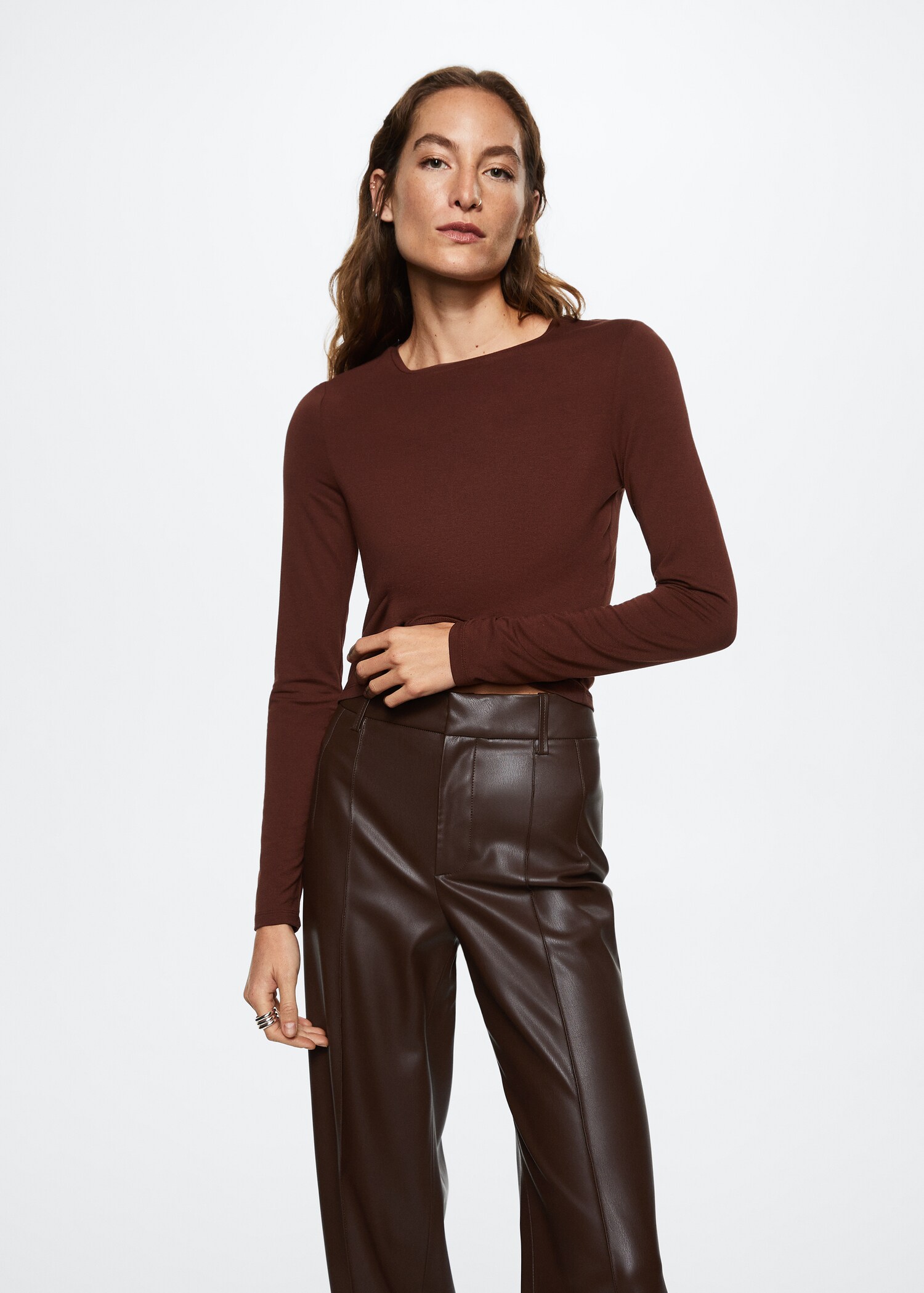 Leather-effect straight trousers - Details of the article 1