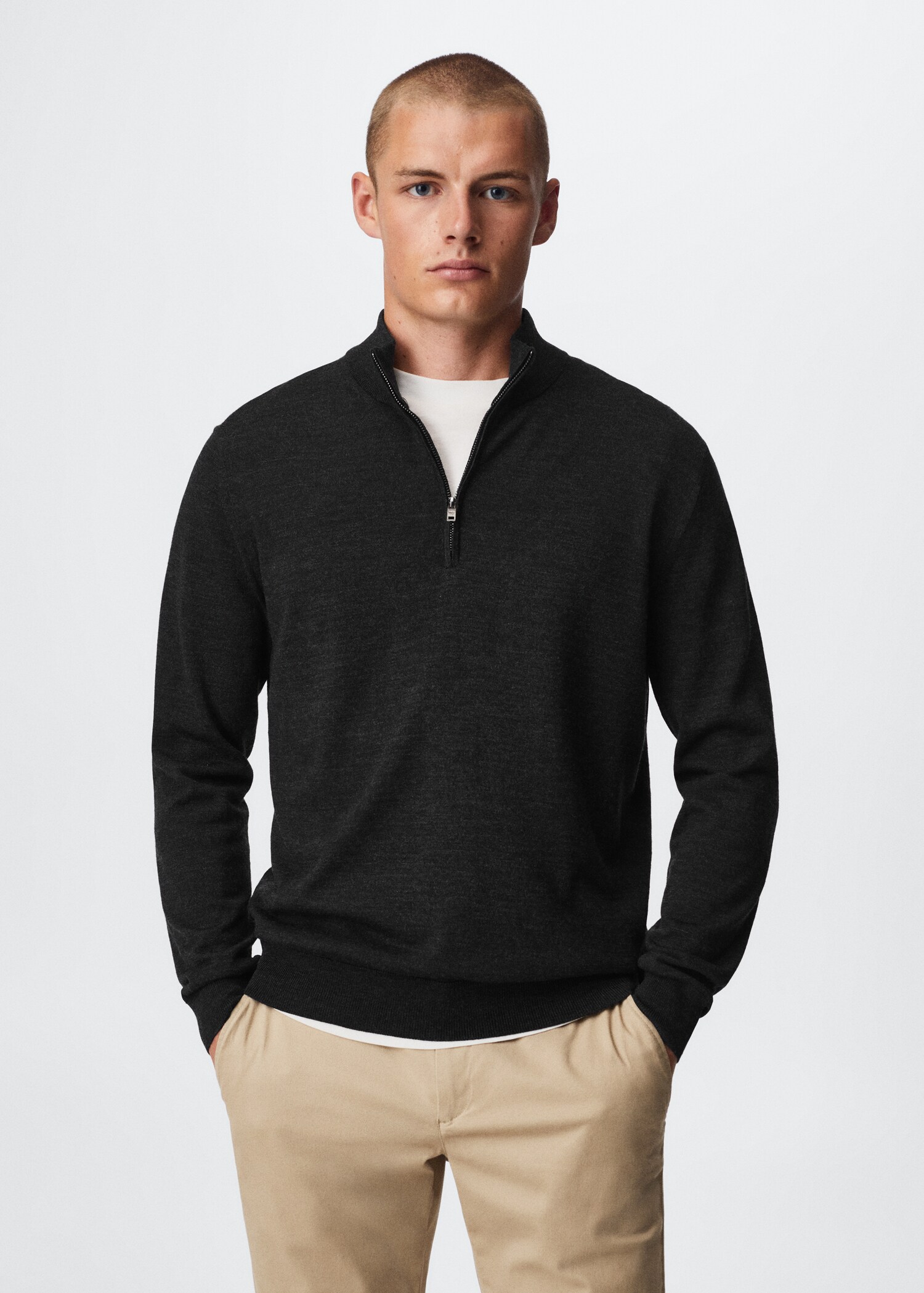 Pull-over laine col à tirette - Plan moyen