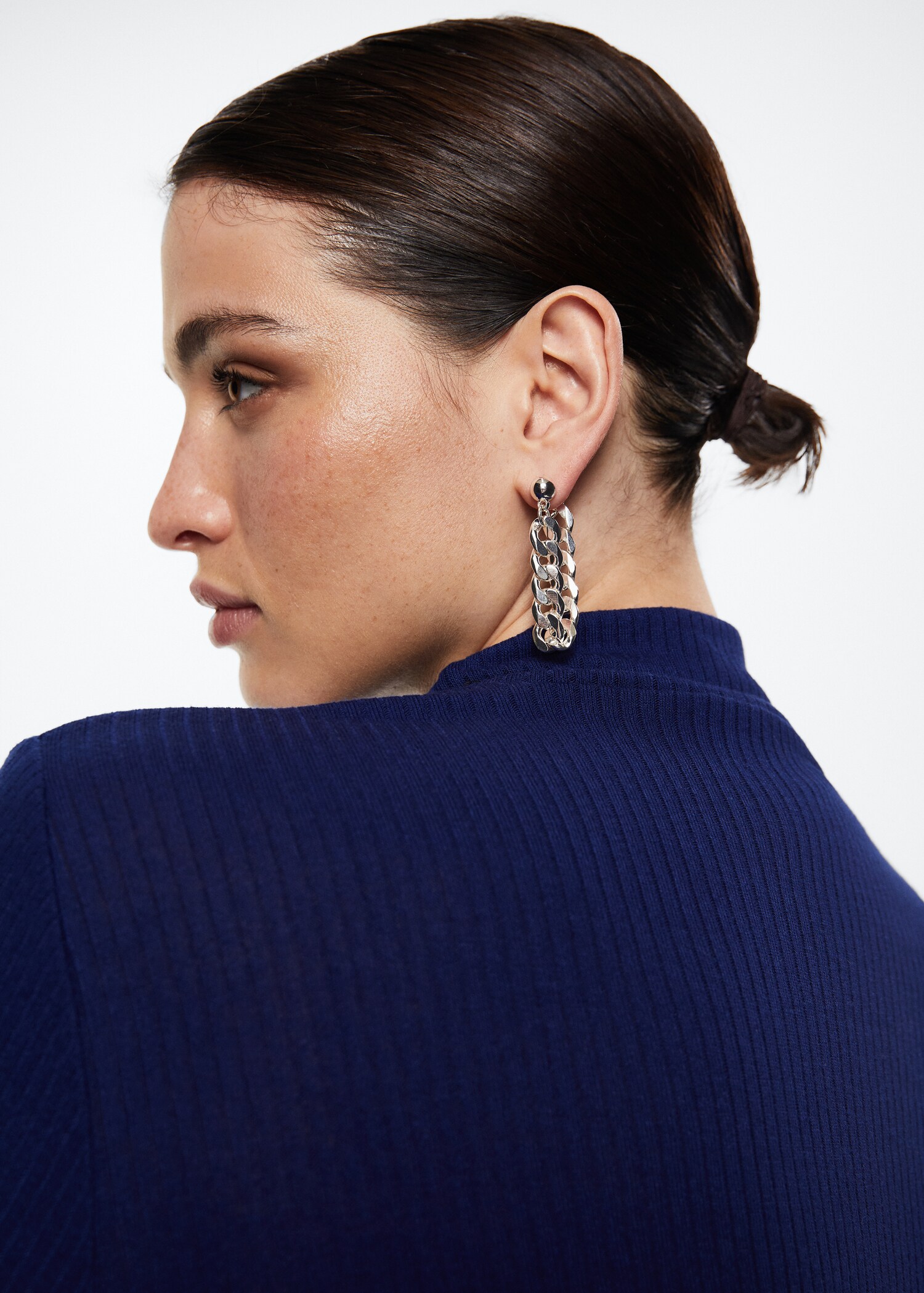 Ribbed long-sleeved t-shirt - Details of the article 4