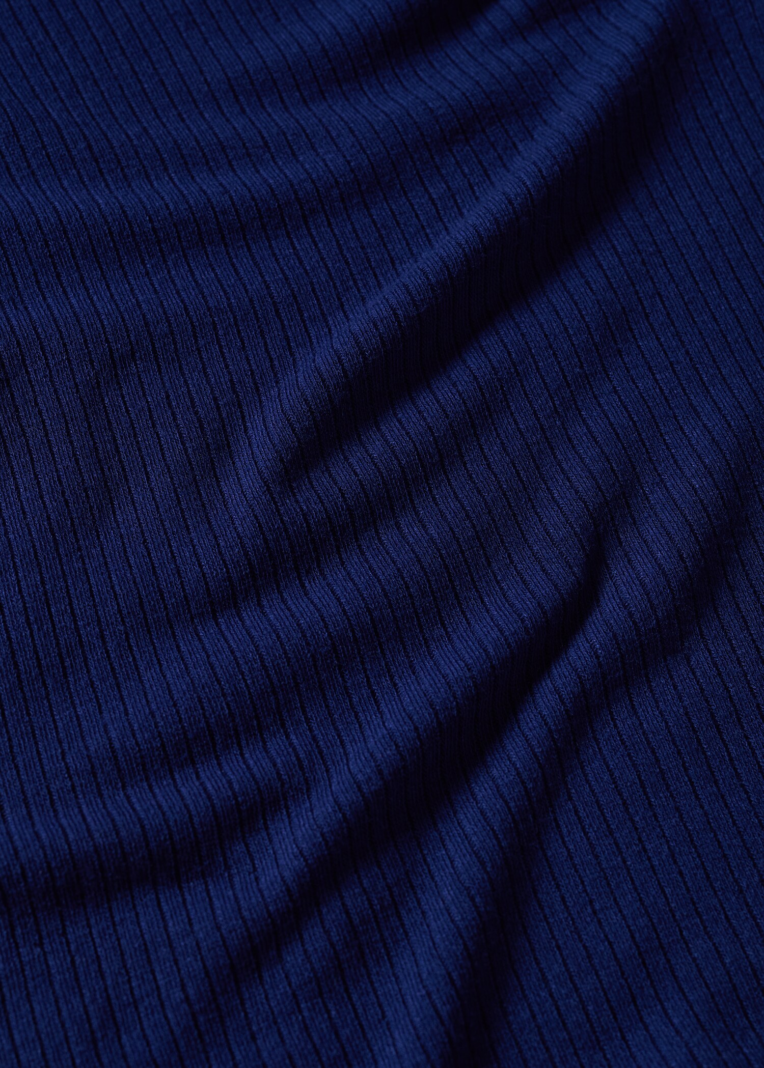 Ribbed long-sleeved t-shirt - Details of the article 8