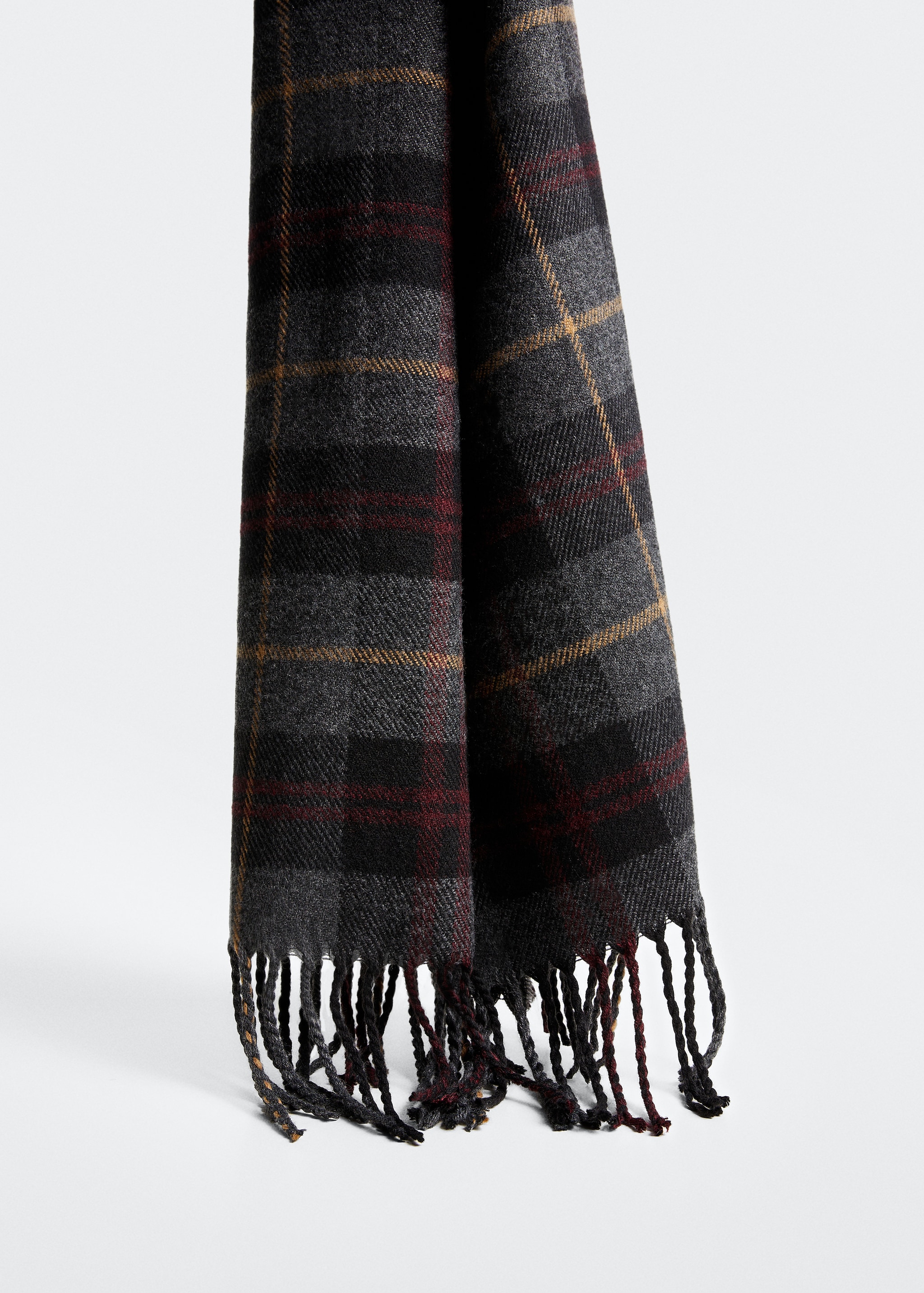 Fringed check scarf - Details of the article 1