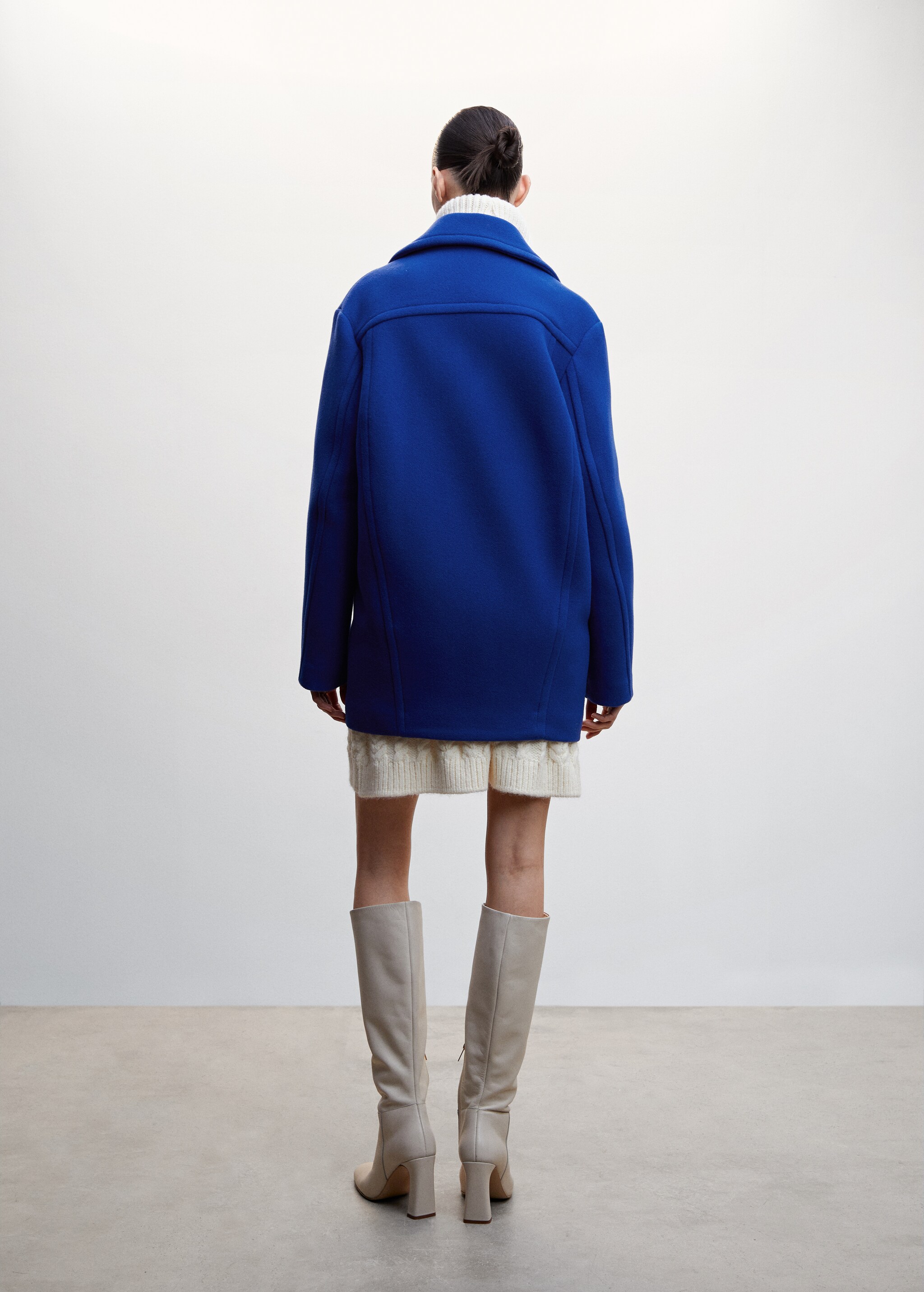 Buttoned cotton coat - Reverse of the article