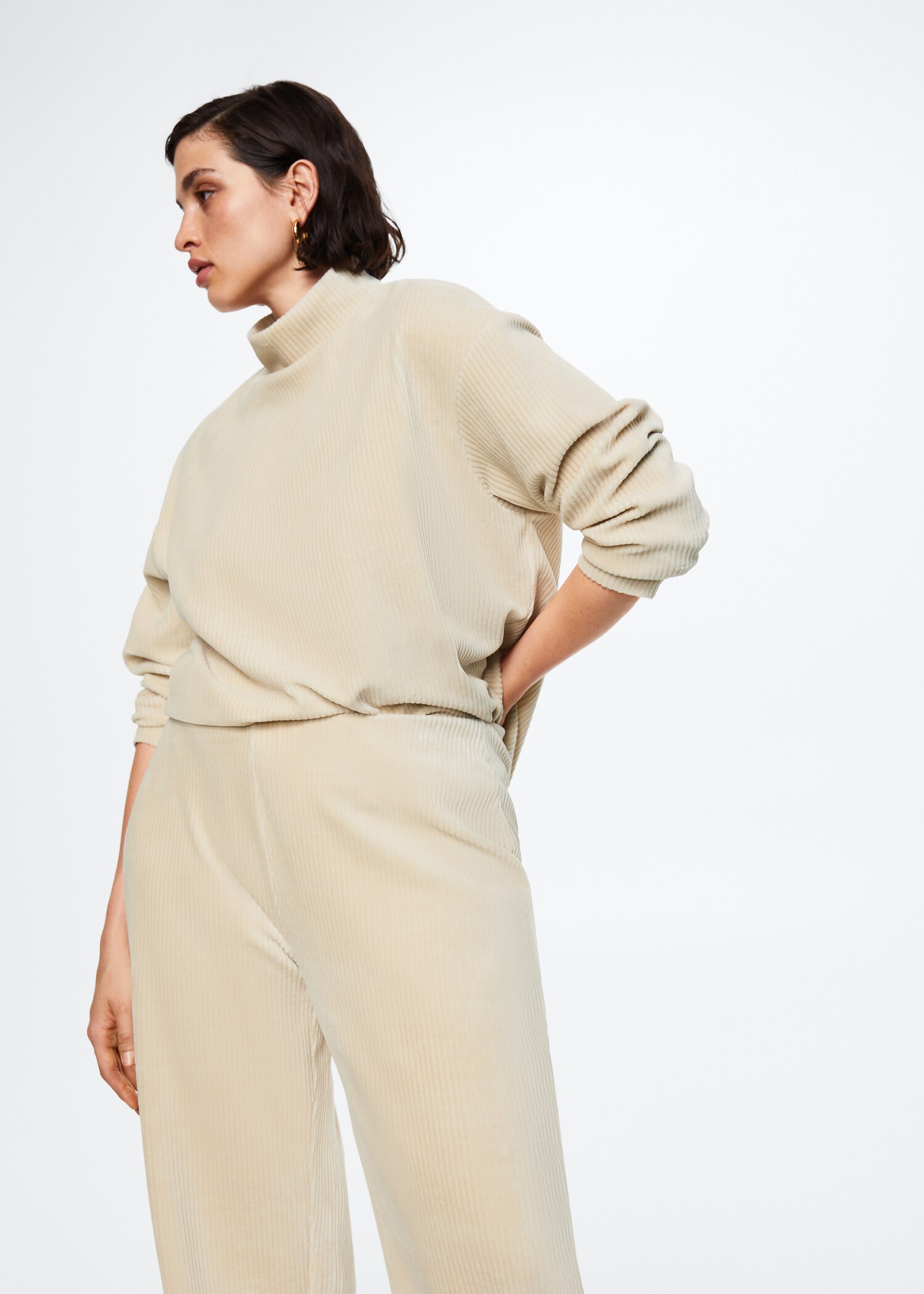 Corduroy trousers with elastic waist - Details of the article 5