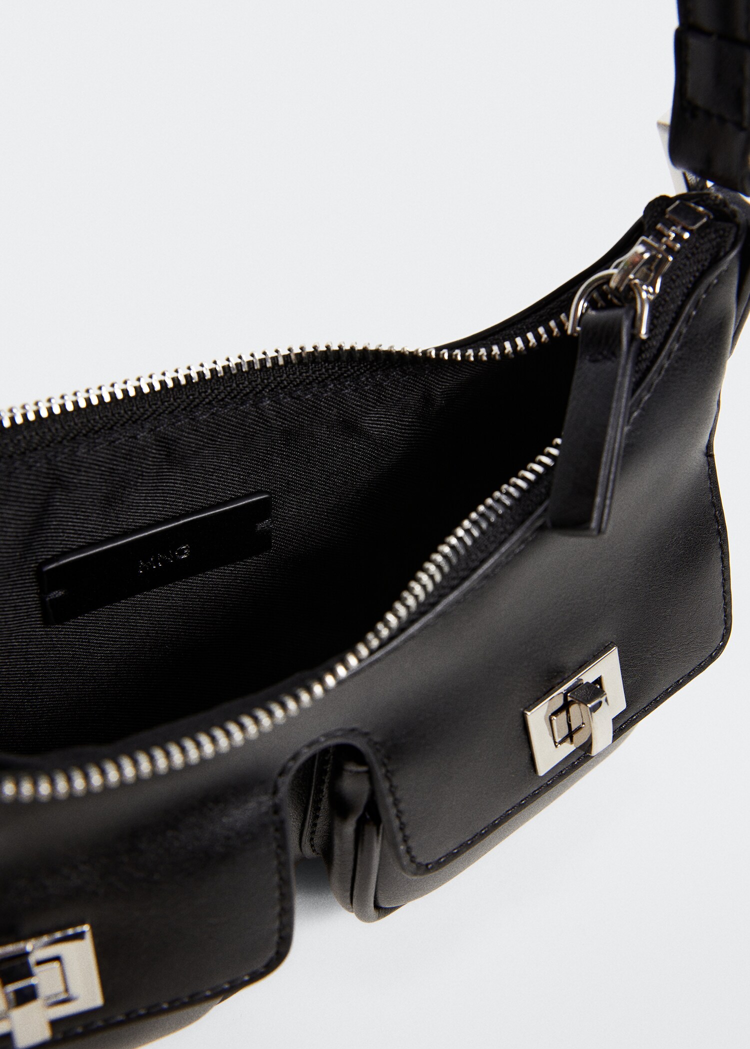 Schultertasche mit Taschen 