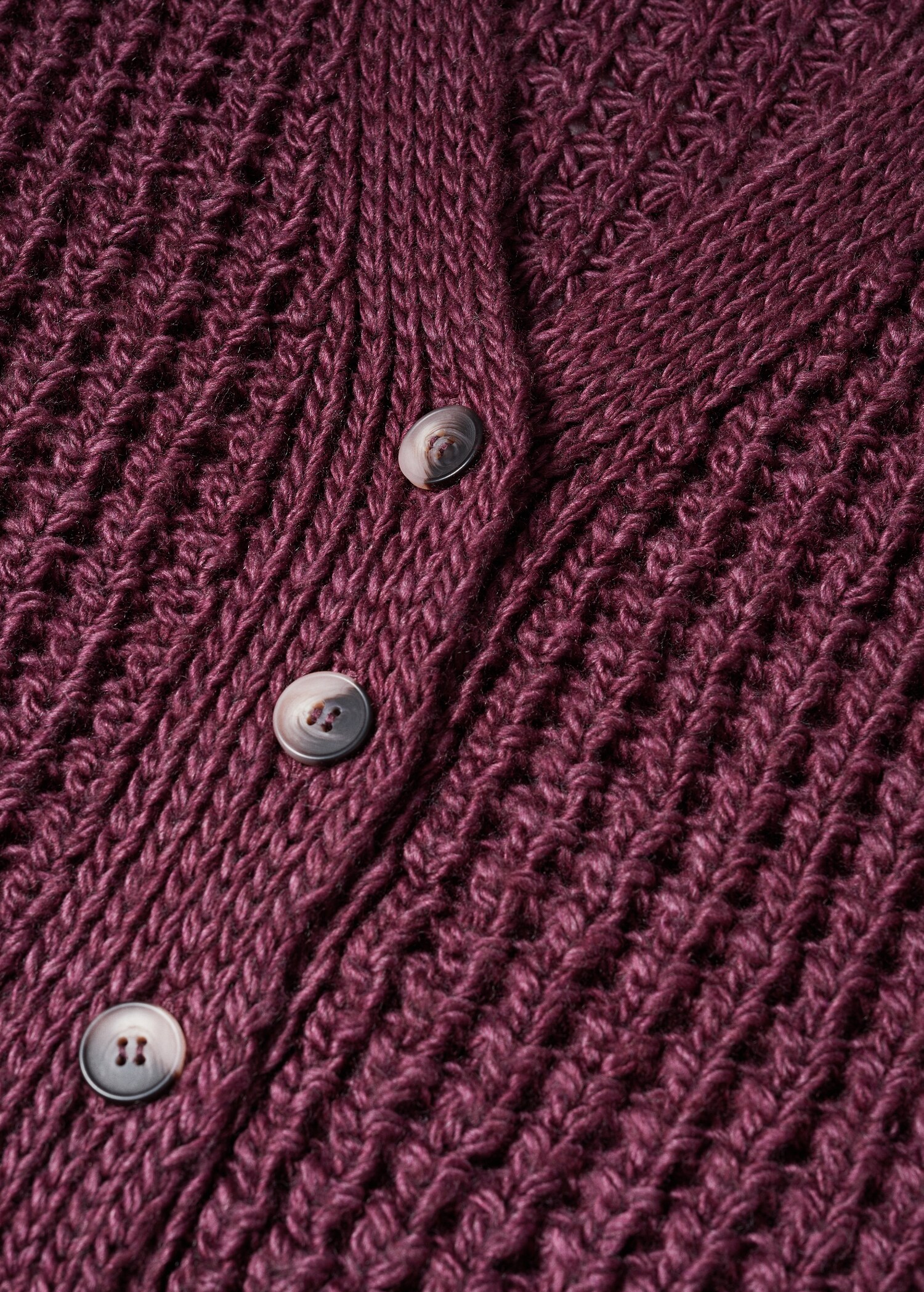 Oversized cardigan with buttons - Details of the article 8