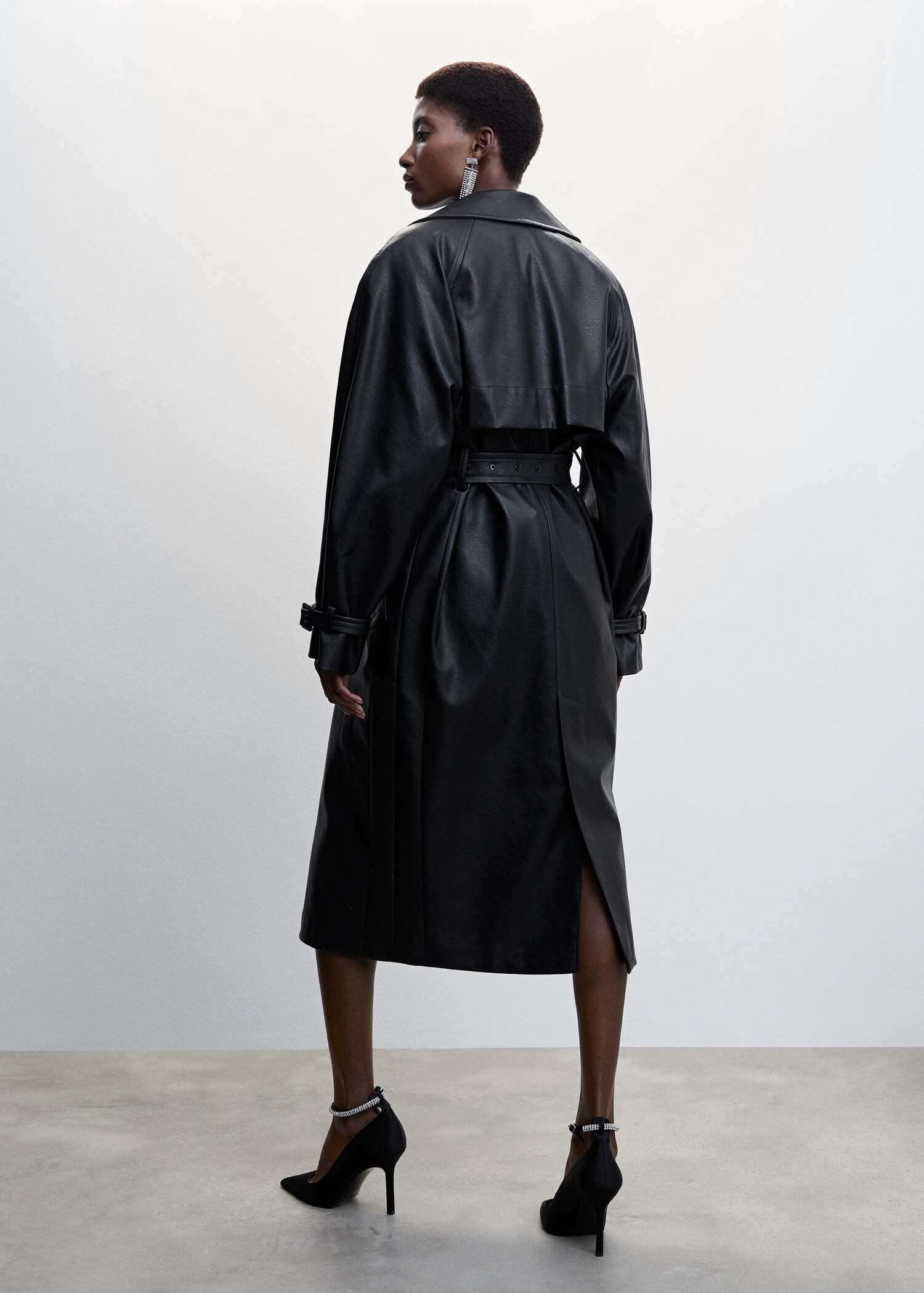 Leather-effect trench coat - Reverse of the article