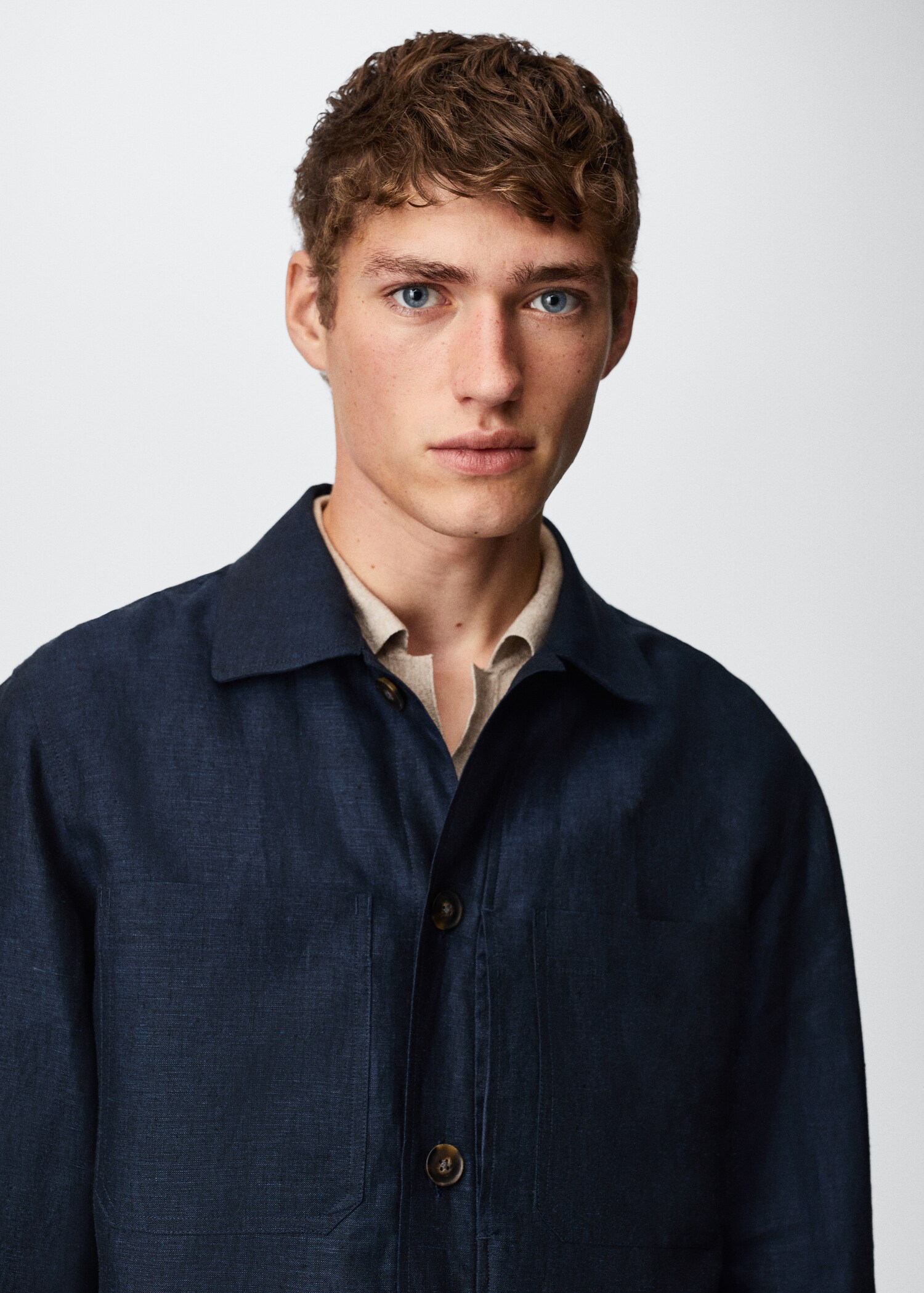 100% linen overshirt with pockets - Details of the article 2