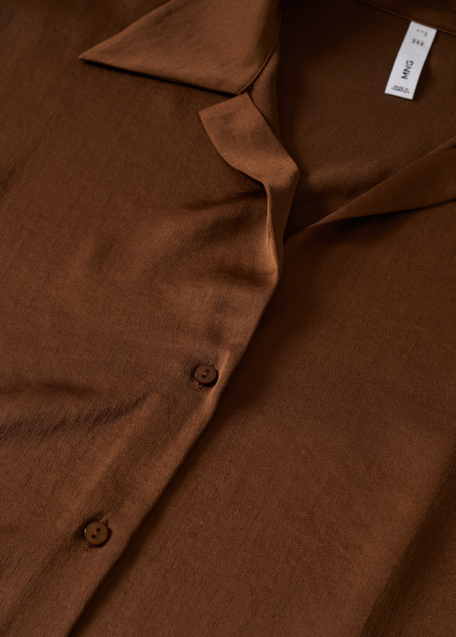 Fließende Satinbluse - Detail des Artikels 8