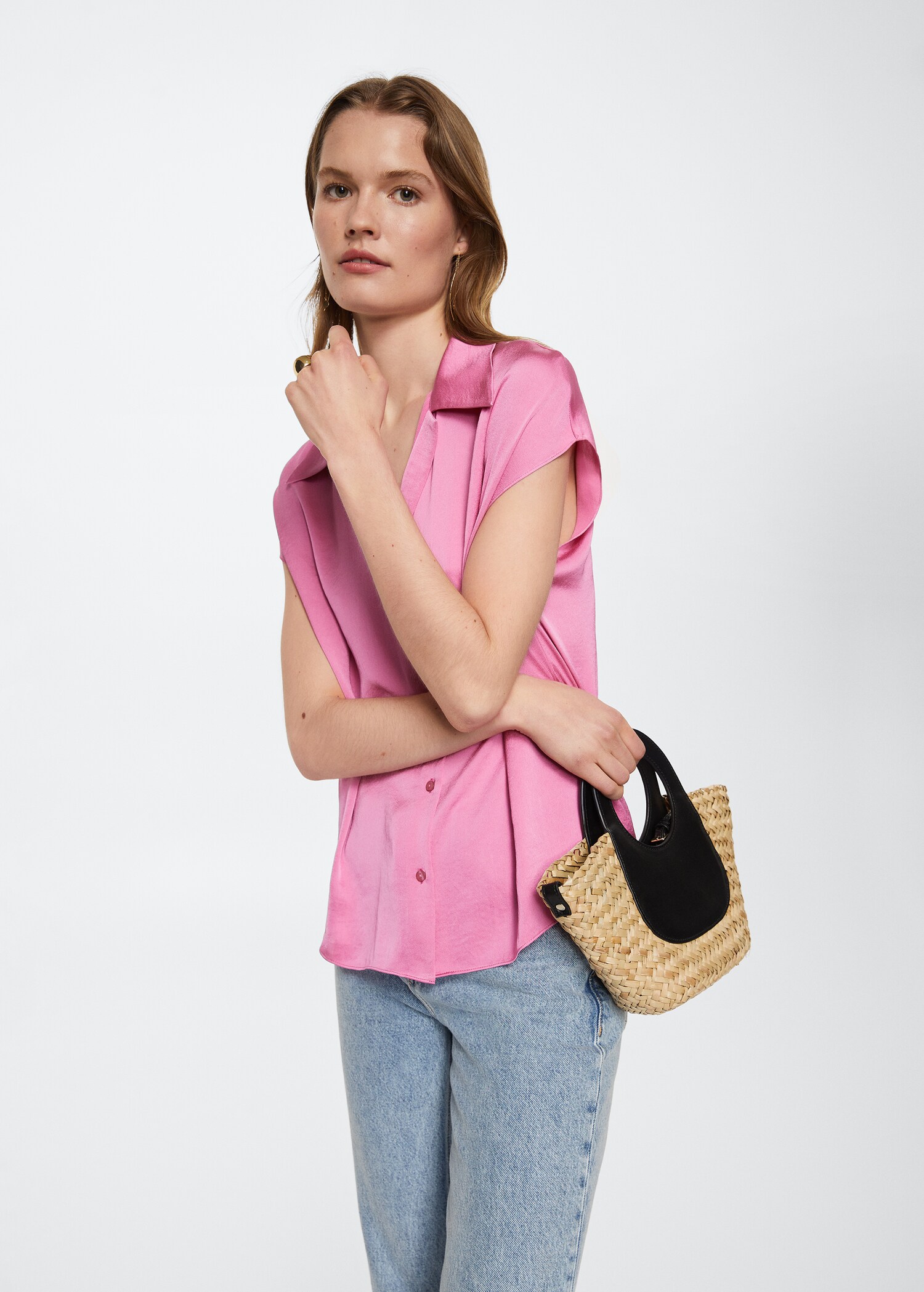 Chemise fluide satinée - Plan moyen