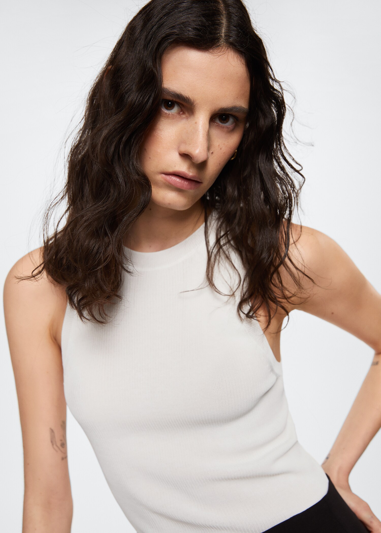 Ribbed knit top - Details of the article 2