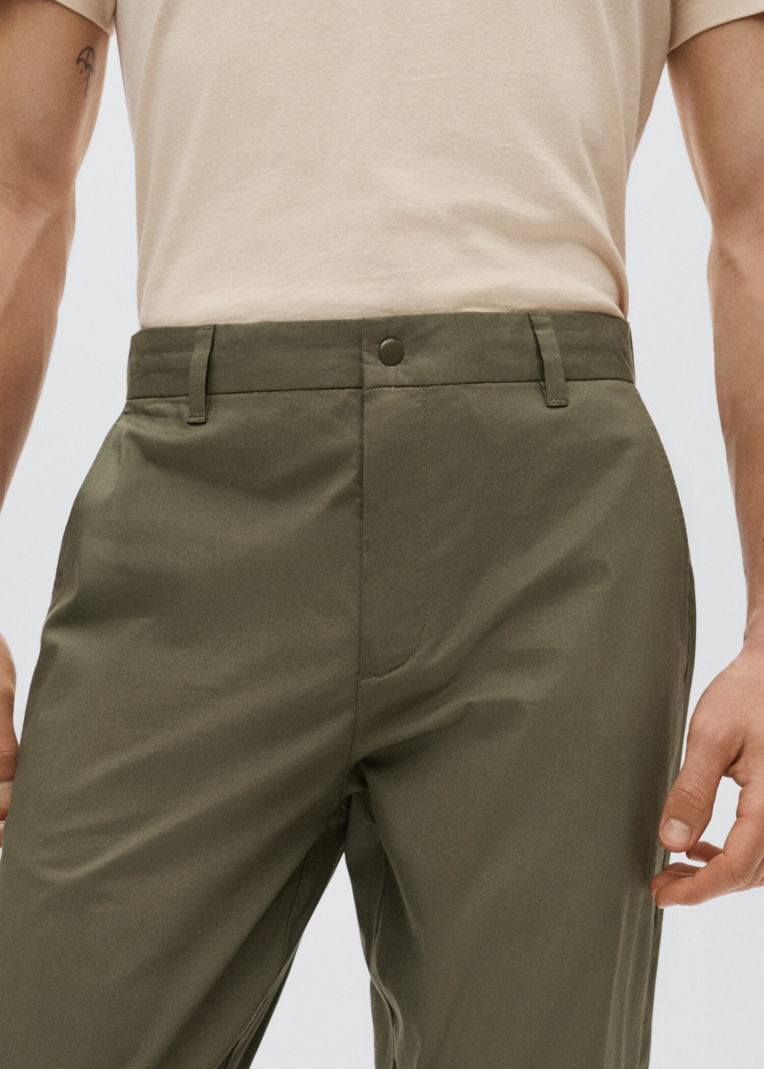 Cotton jogger-style trousers - Details of the article 1