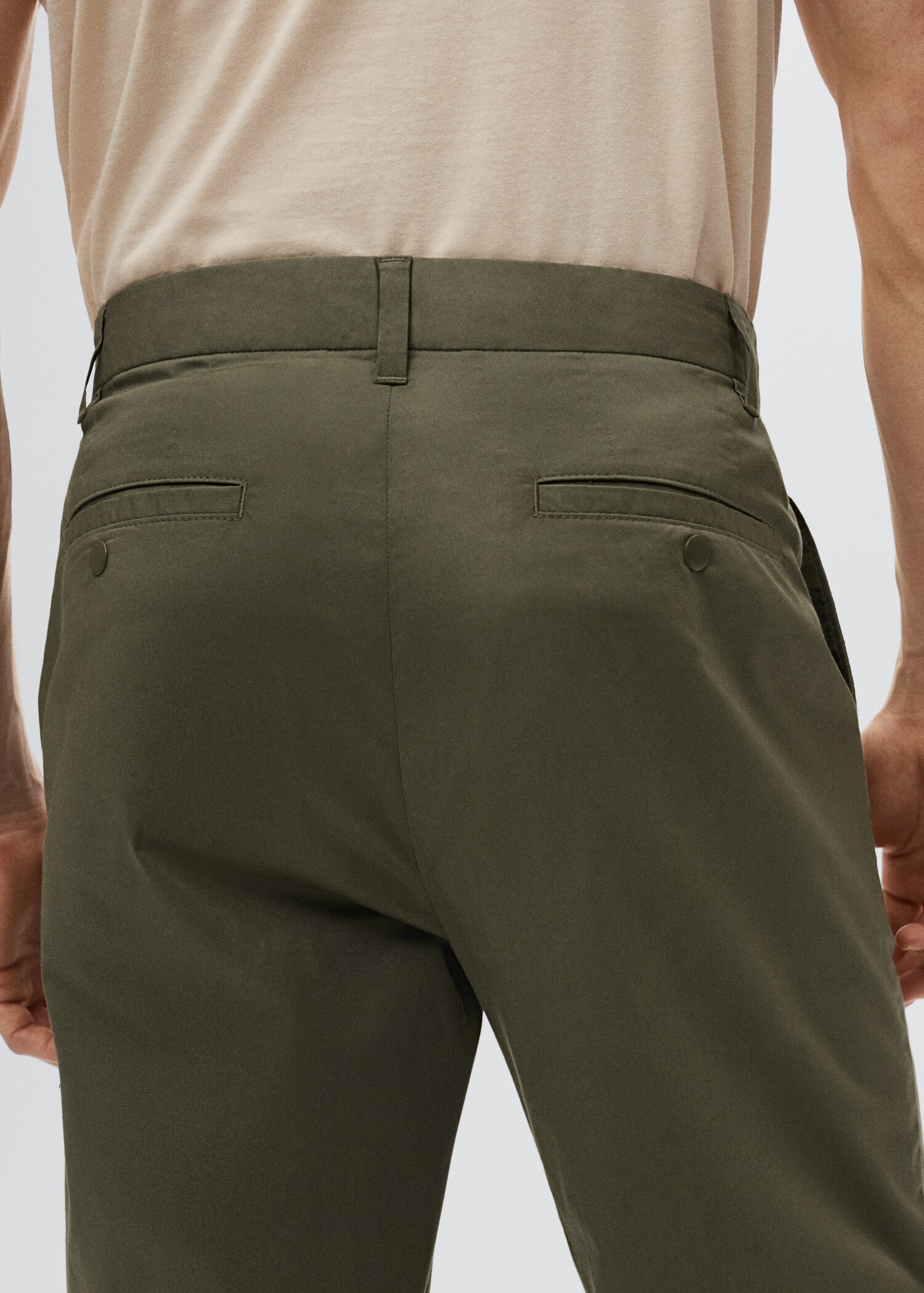 Cotton jogger-style trousers - Details of the article 3