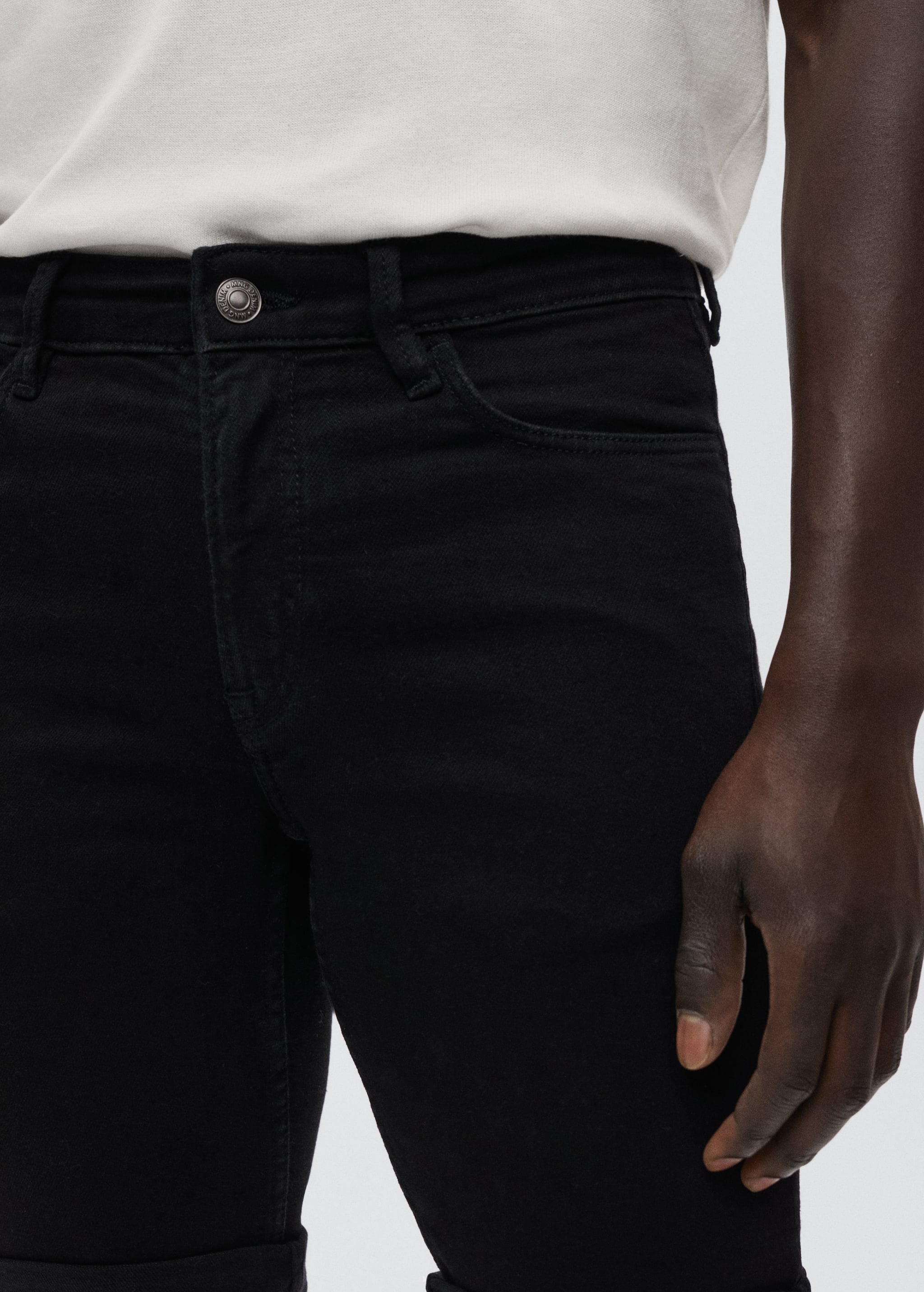 Slim-fit denim bermuda shorts - Details of the article 1