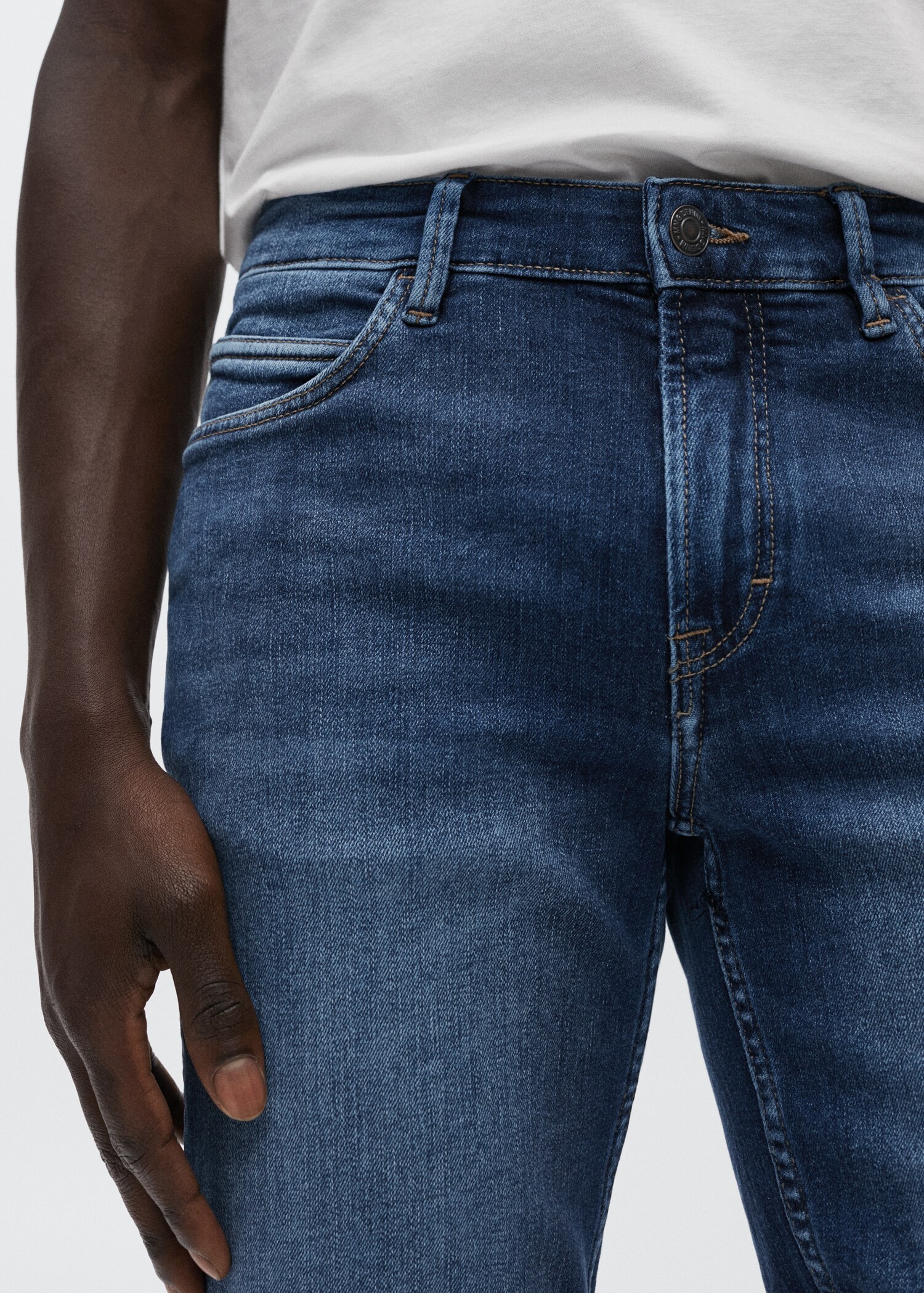 Slim-fit denim bermuda shorts - Details of the article 2