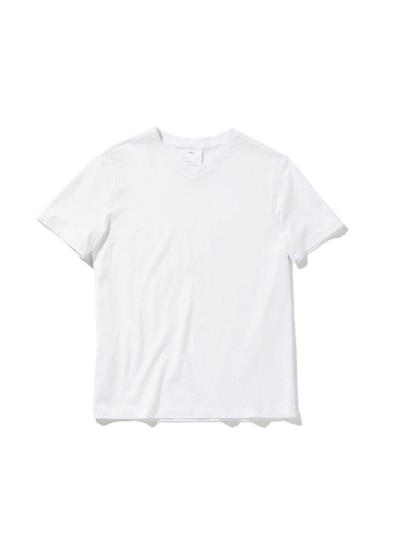 Basic V-neck t-shirt - Details of the article 9