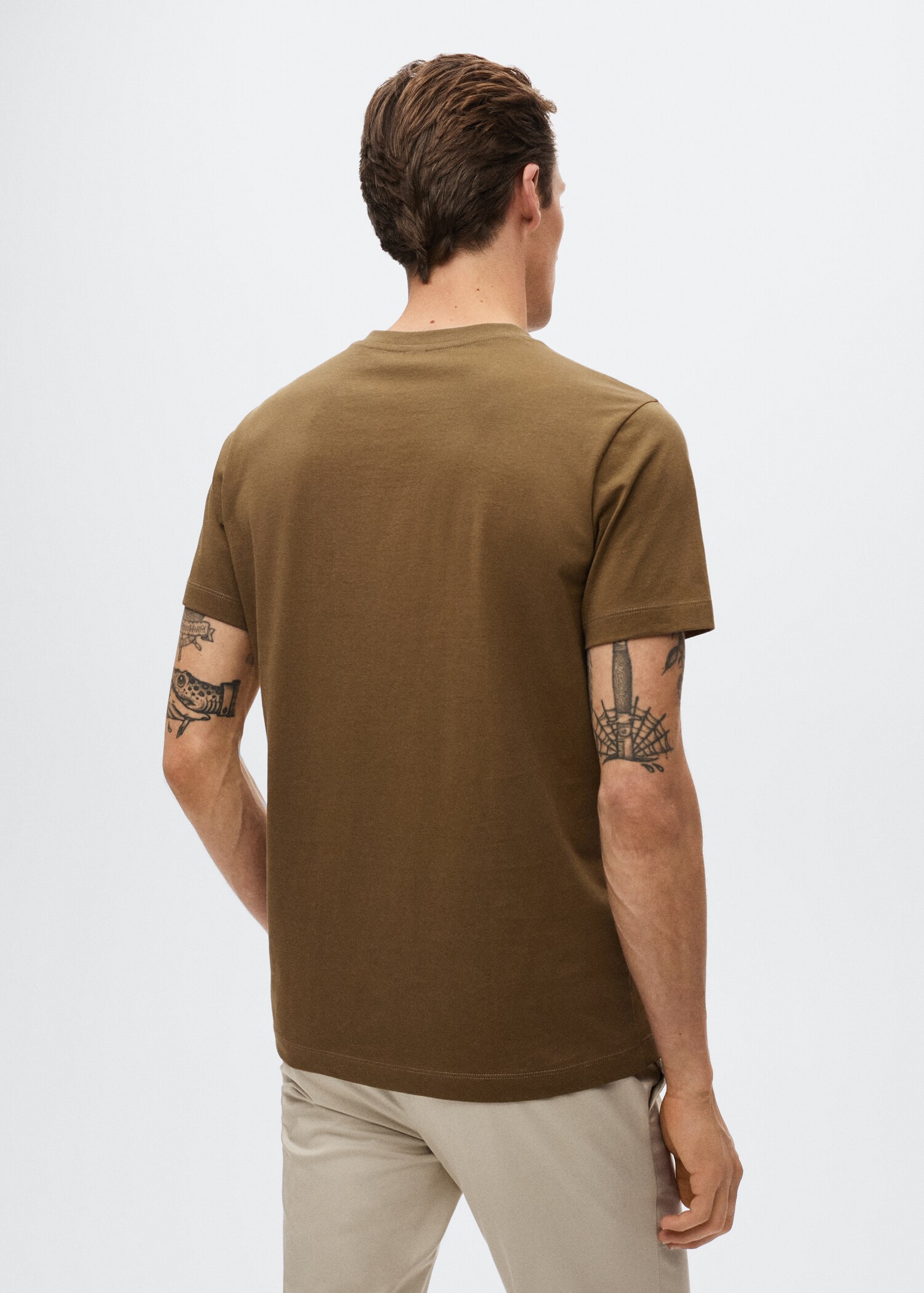 Basic V-neck t-shirt - Reverse of the article