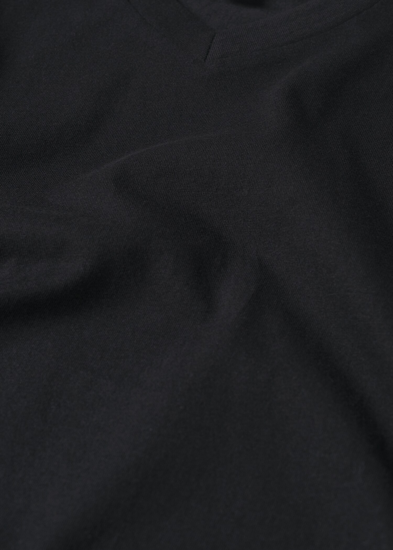 T-shirt basic collo a V - Dettaglio dell'articolo 8