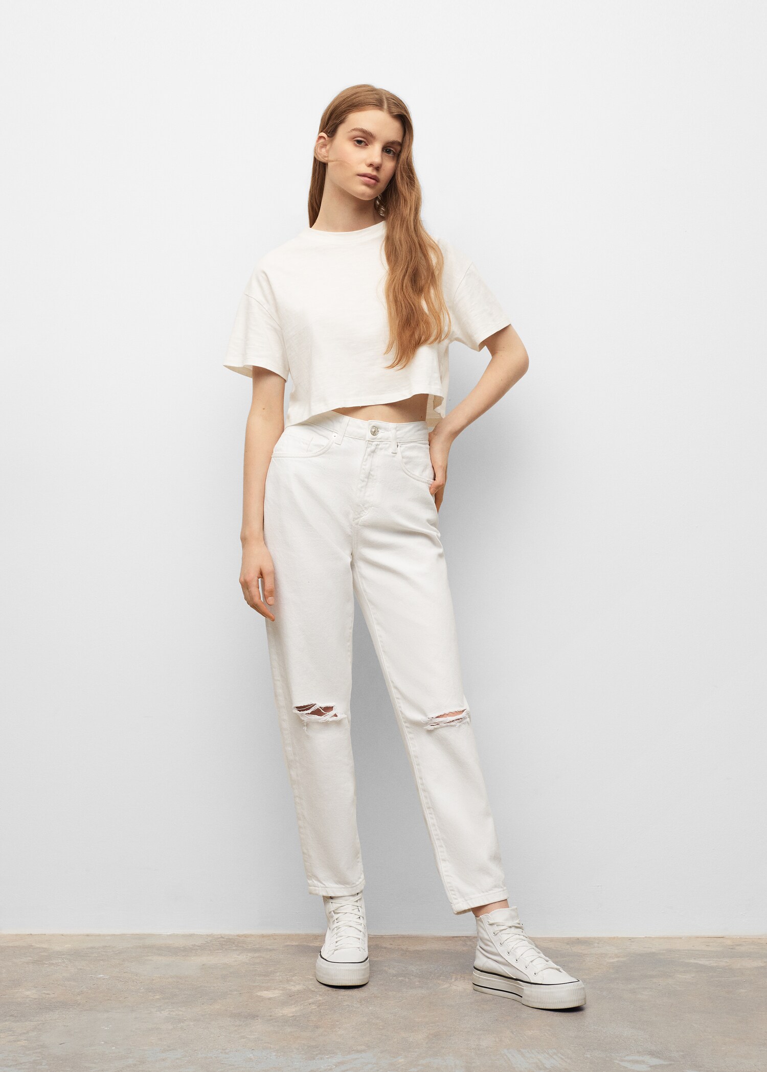 Jeans med revor straight-fit - Bild av mittparti