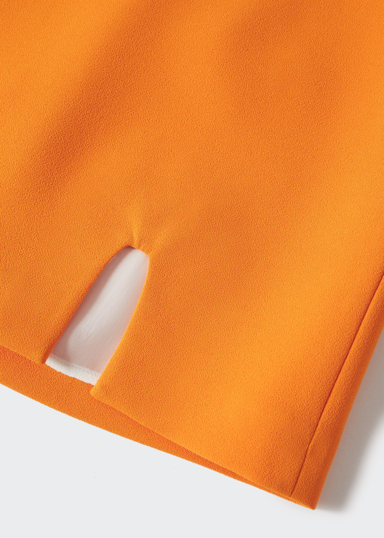 Slit hem skirt - Details of the article 8