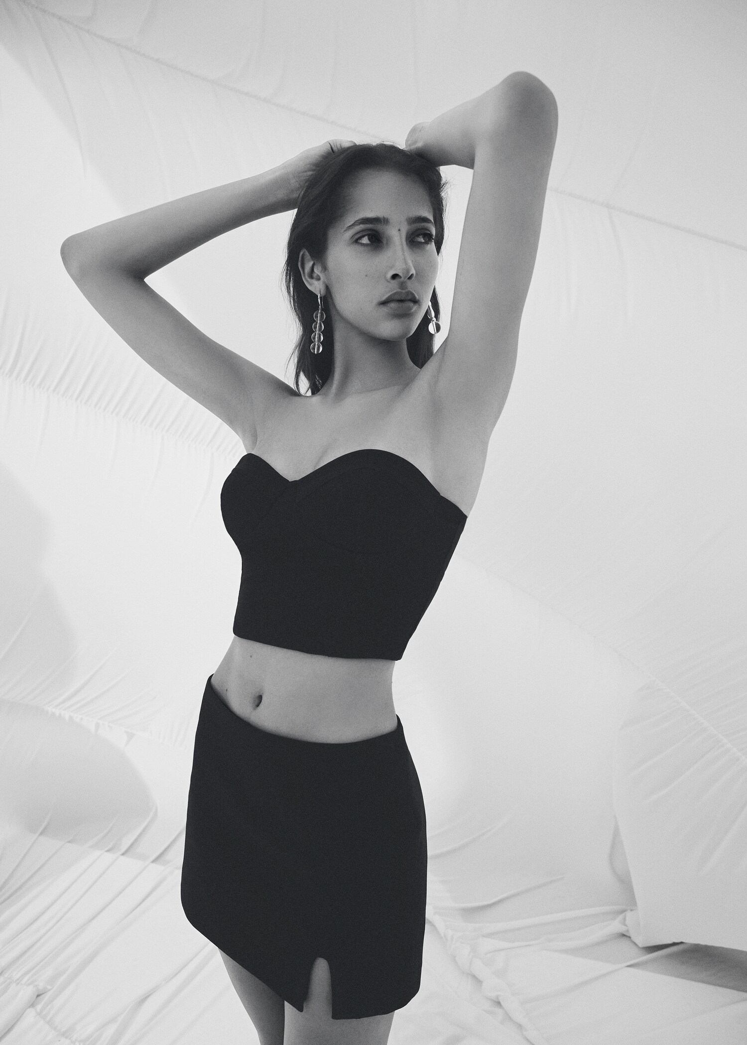 Slit hem skirt - Details of the article 6