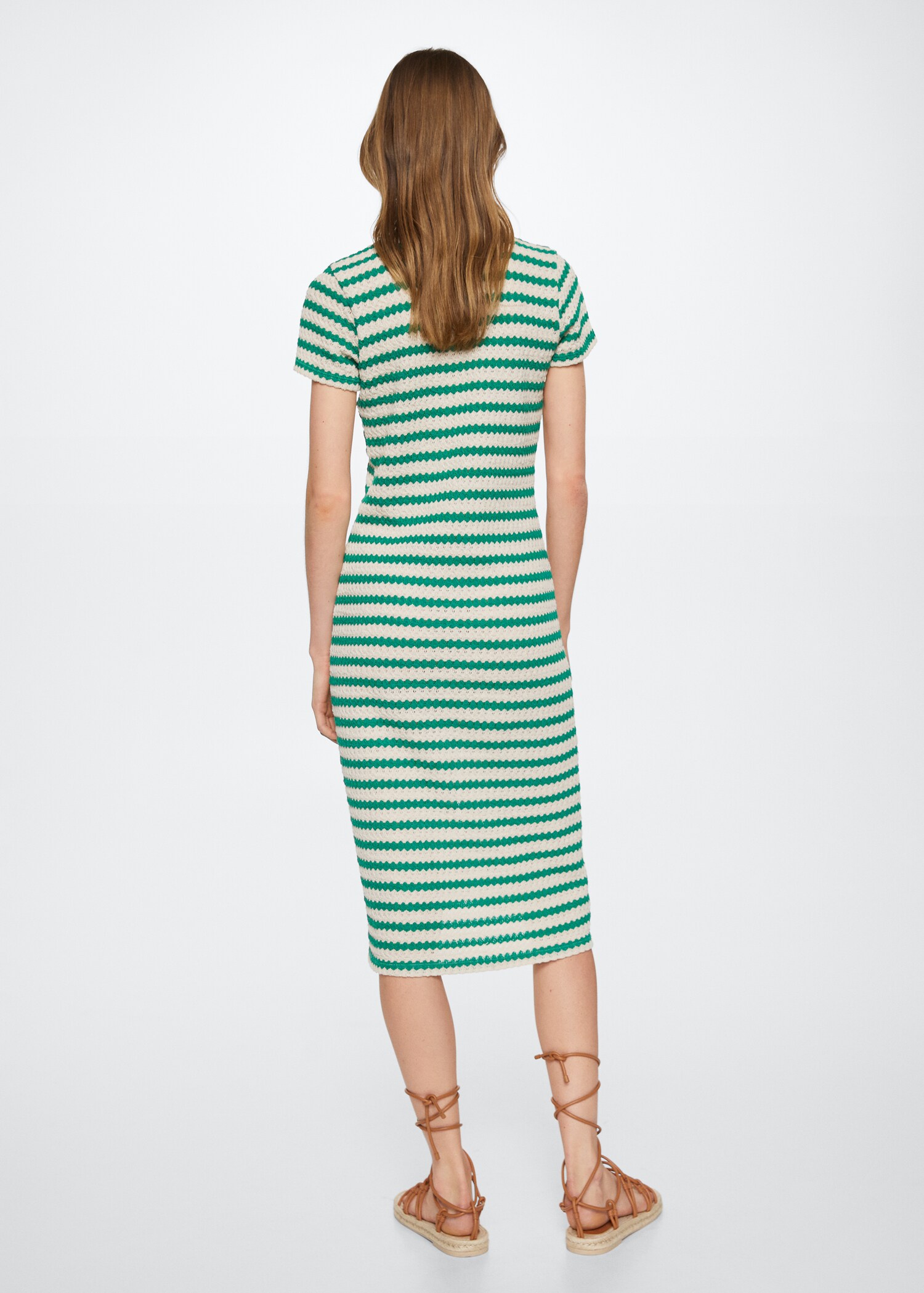 Gestreiftes Jerseykleid - Rückseite des Artikels