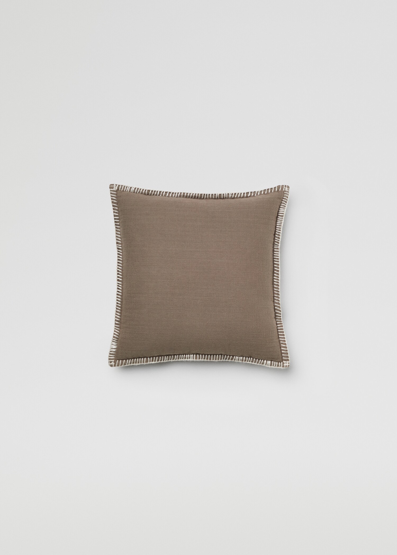 Contrast stitch cushion 30x30cm - Article without model