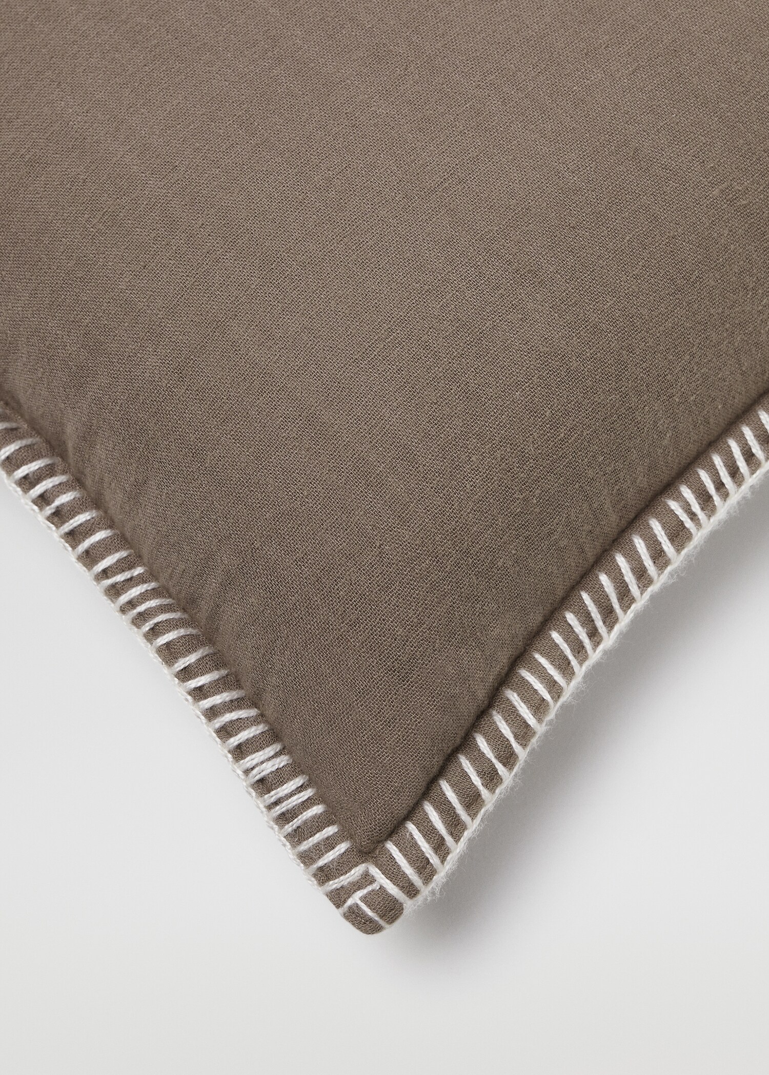 Contrast stitch cushion 30x30cm - Details of the article 3