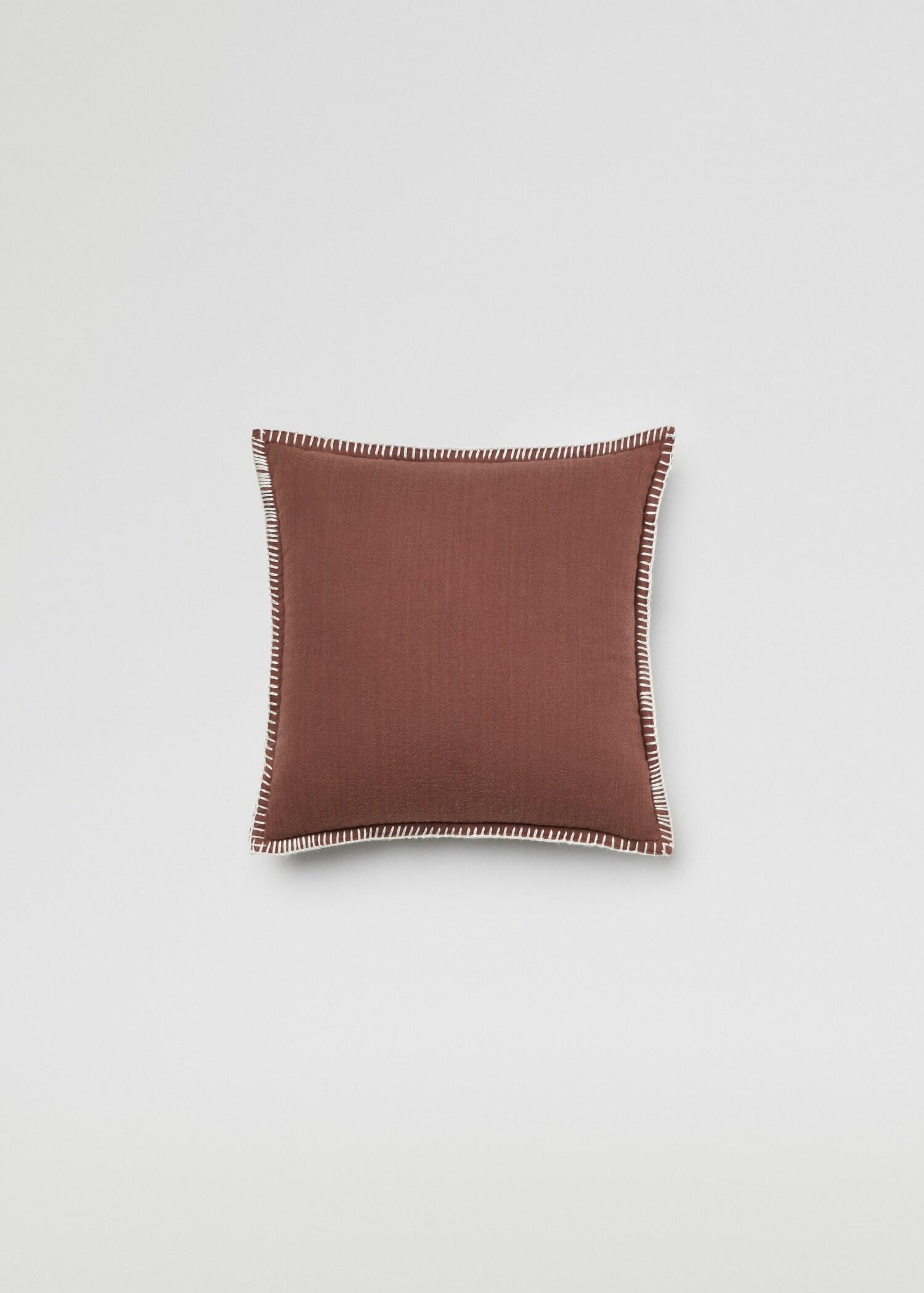 Contrast stitch cushion 30x30cm - Article without model