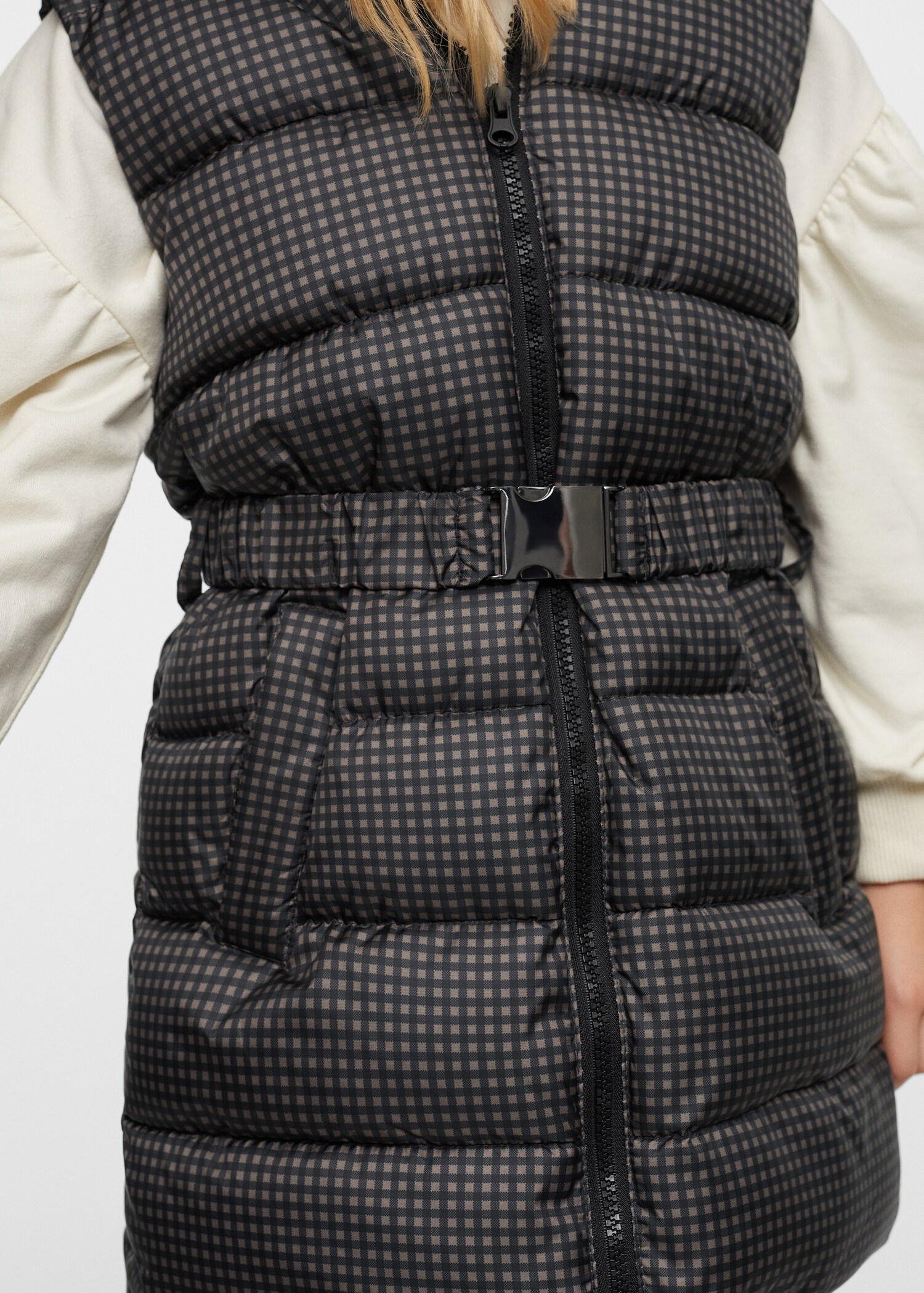 Quilted gilet with fur-effect hood - Details of the article 6