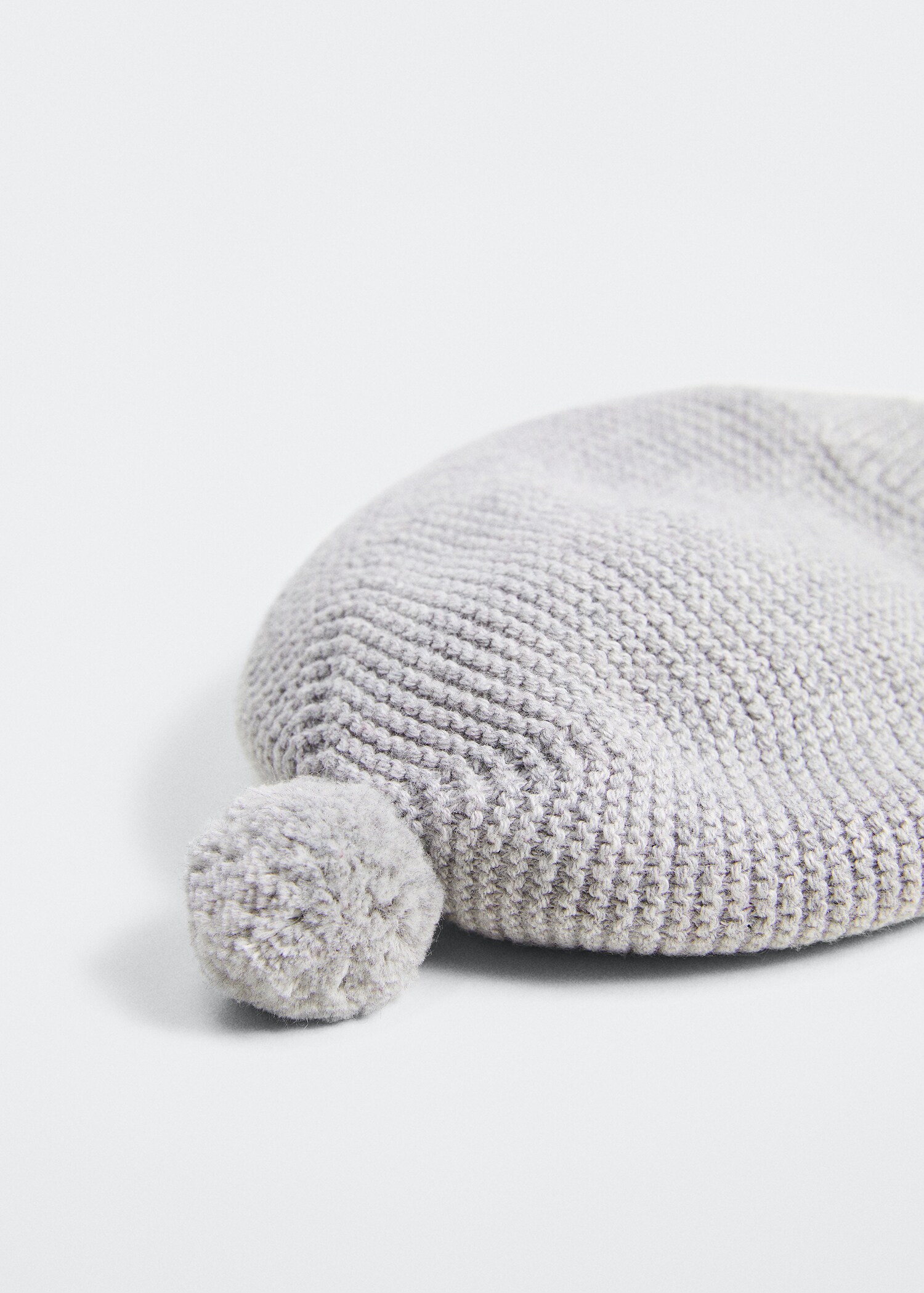 Pom pom cable-knit beanie - Medium plane