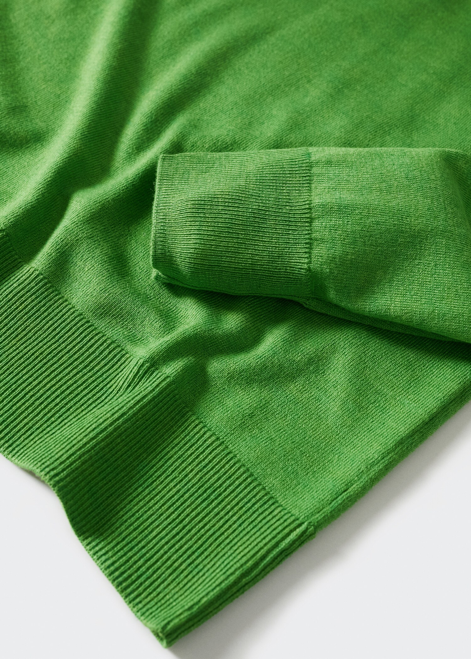 Turtleneck knitted sweater - Details of the article 8