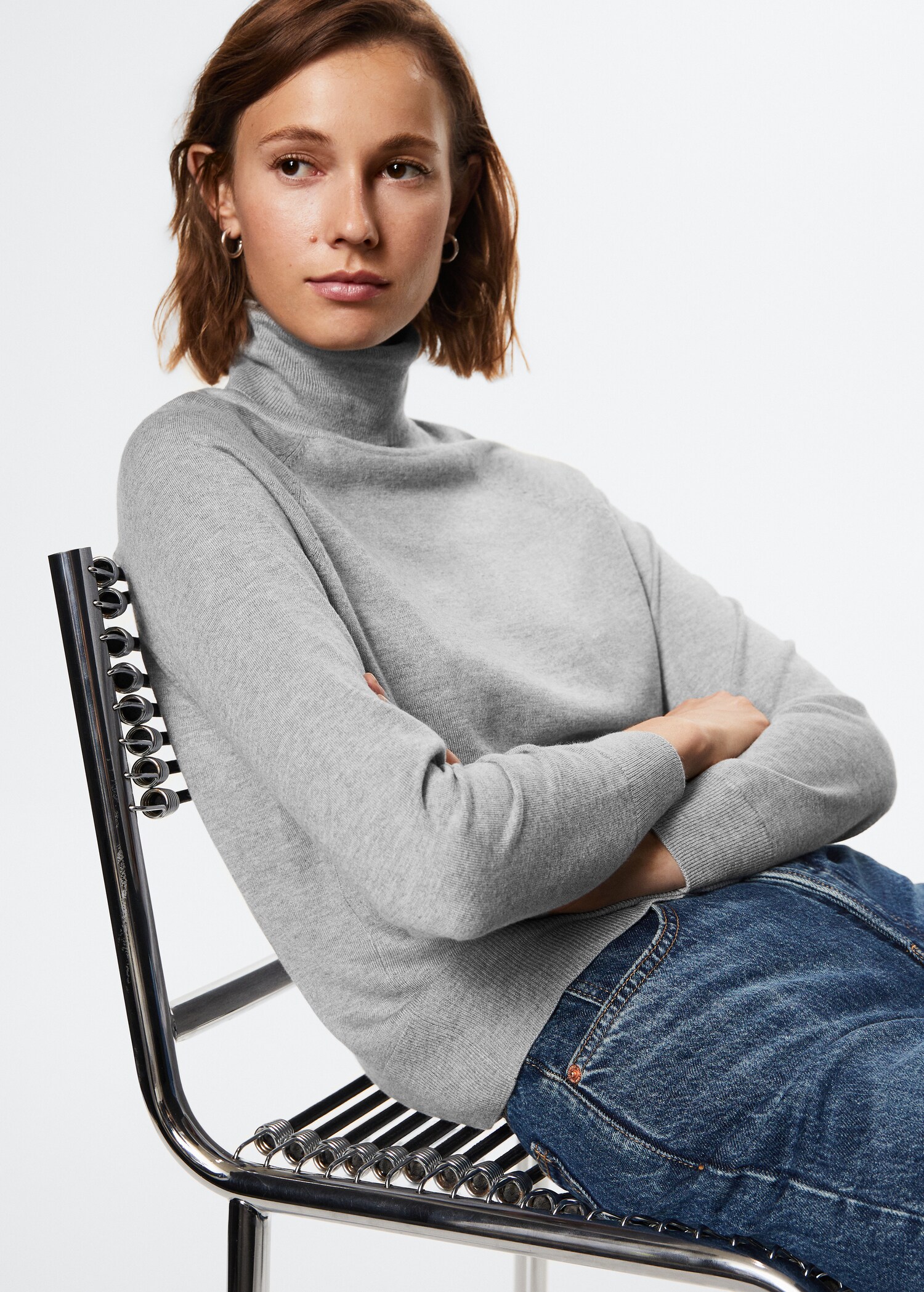 Turtleneck knitted sweater - Details of the article 2