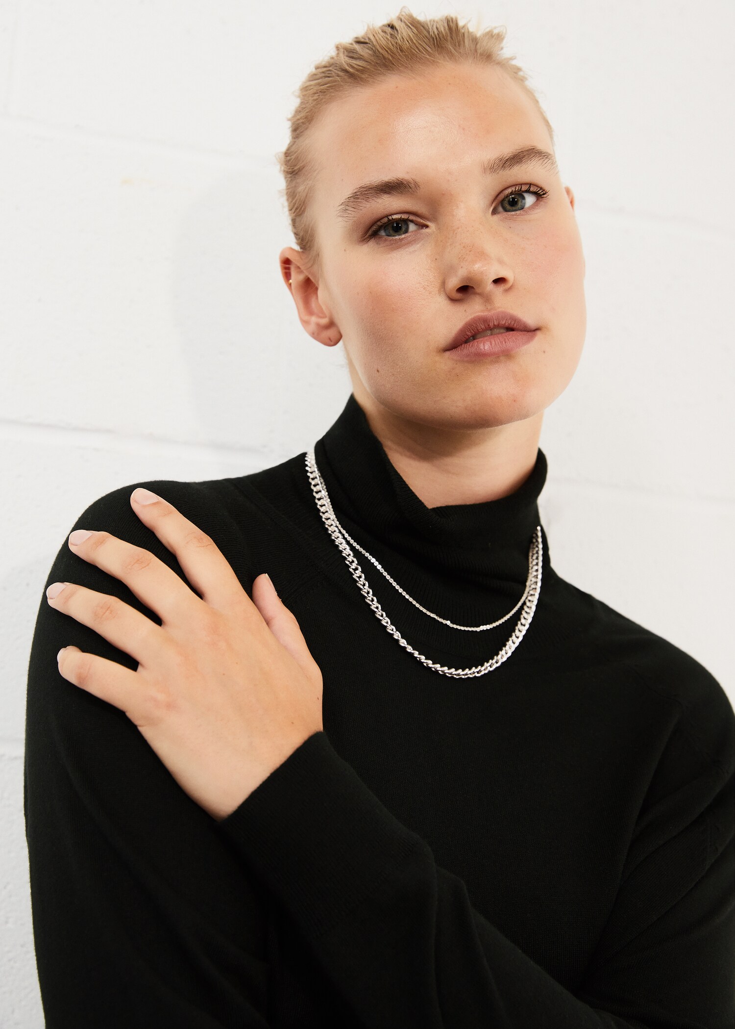 Turtleneck knitted sweater - Details of the article 3
