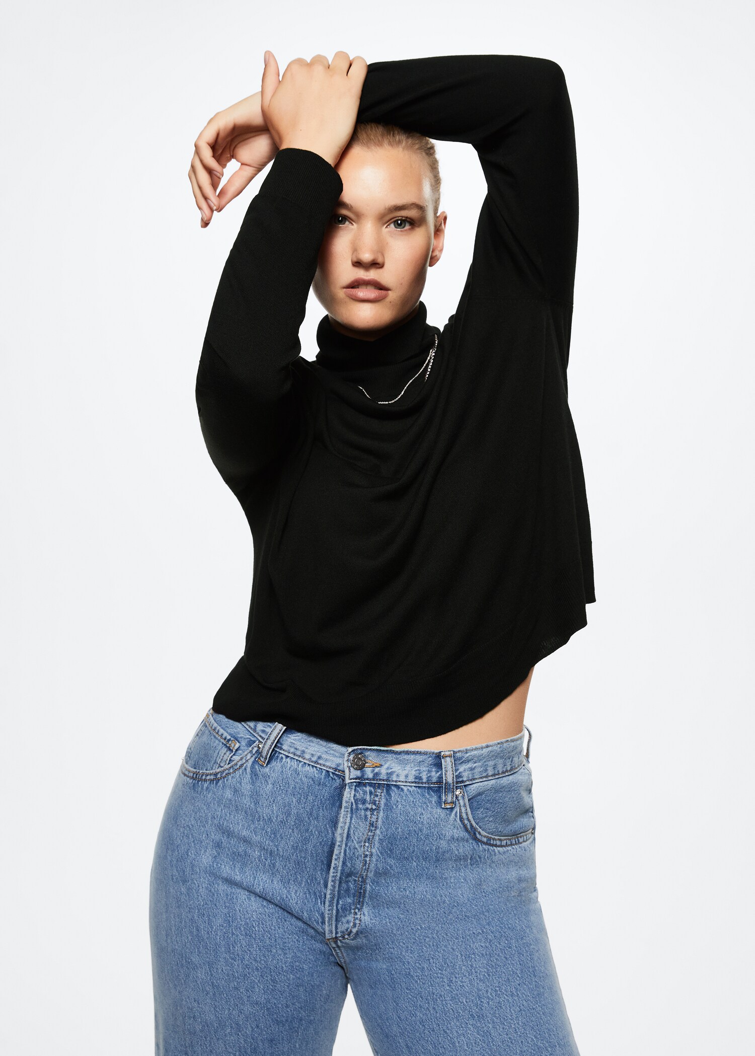Turtleneck knitted sweater - Details of the article 4