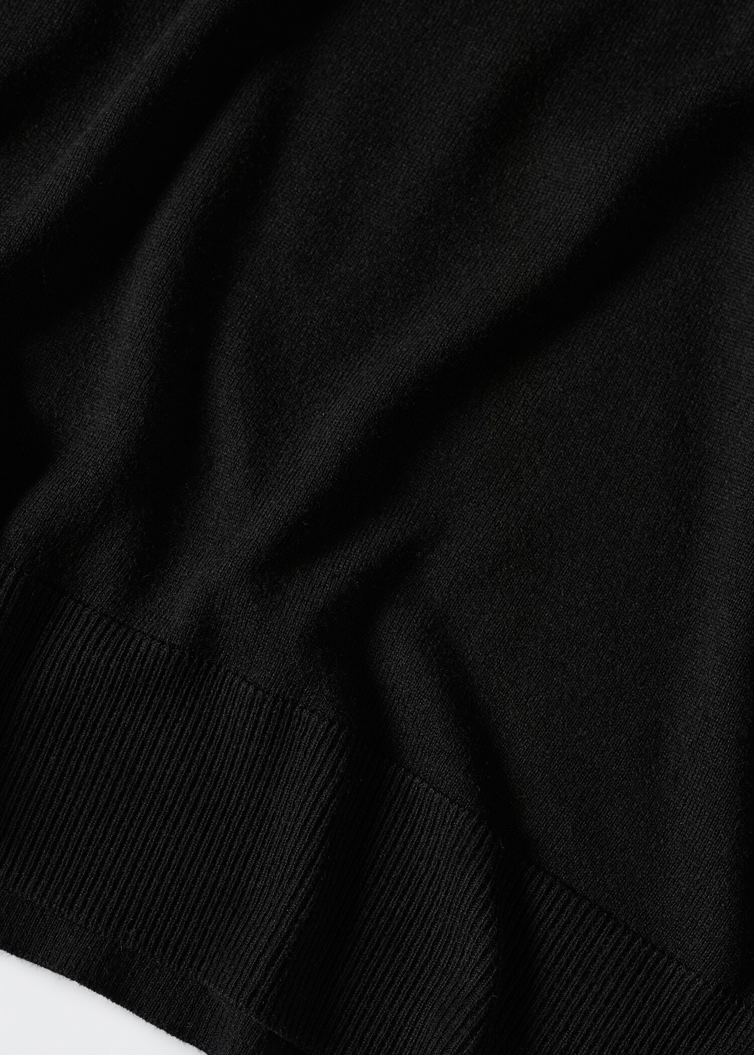 Turtleneck knitted sweater - Details of the article 8