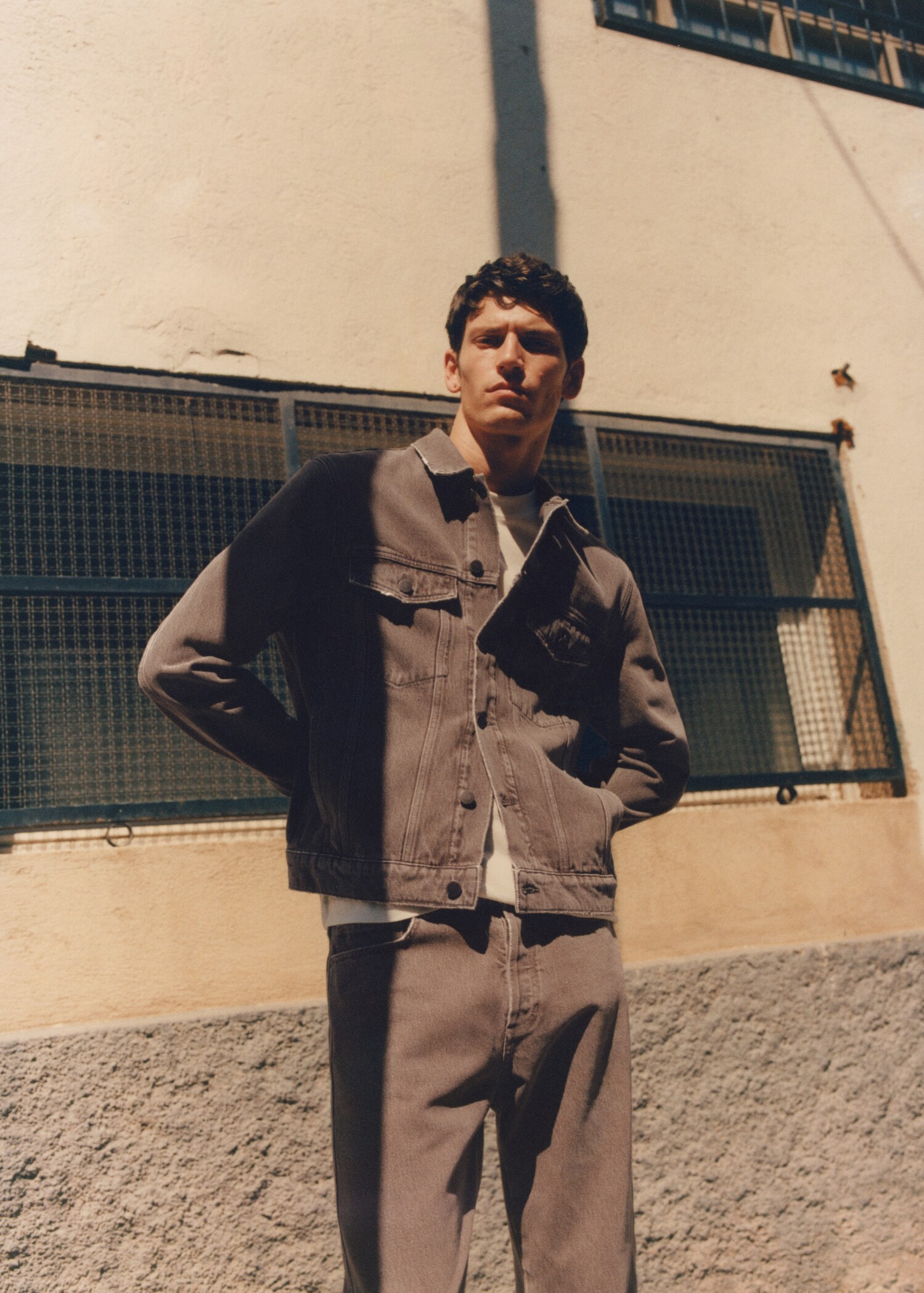 Oversize denim jacket - Details of the article 5