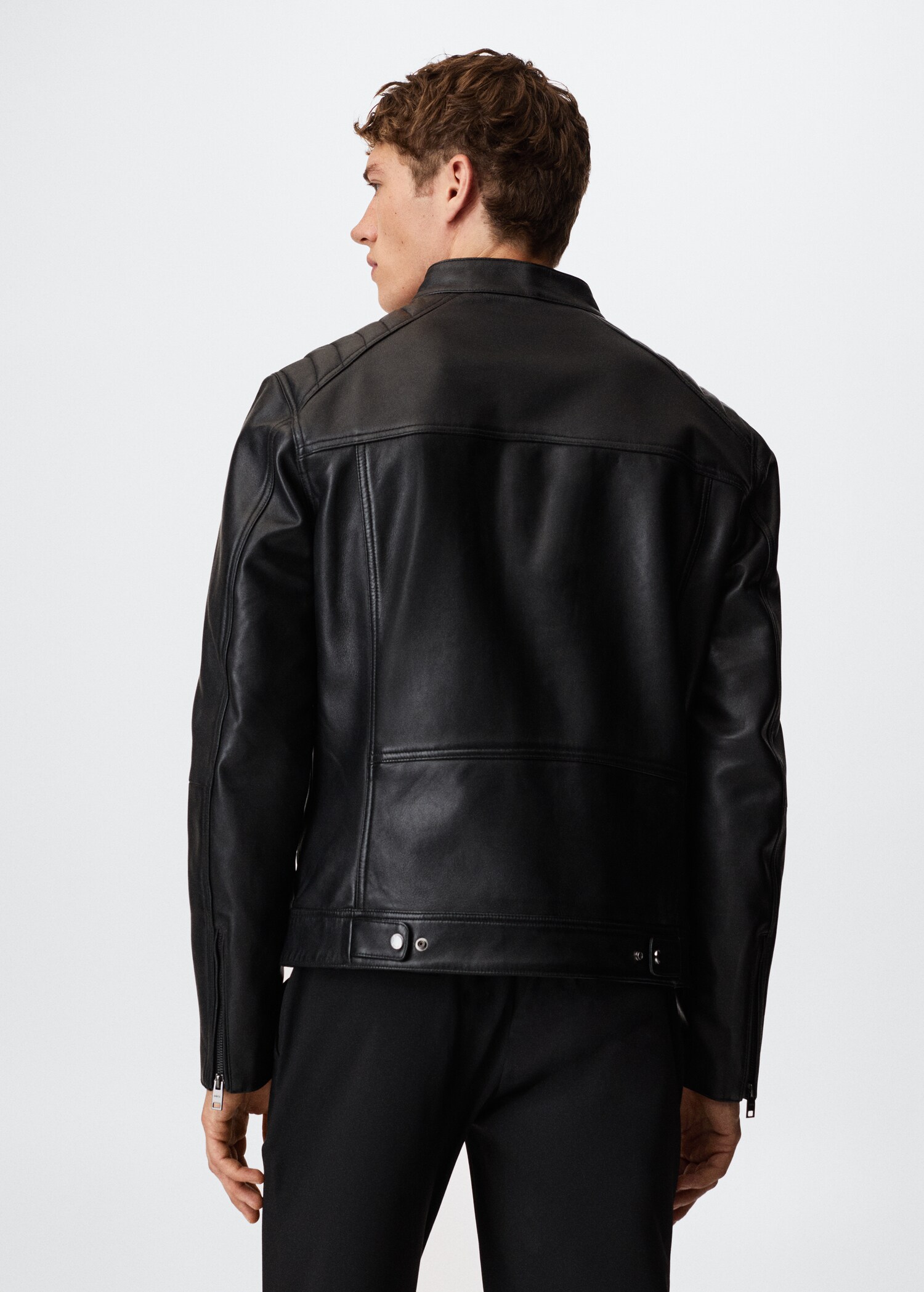 Leather biker jacket - Reverse of the article