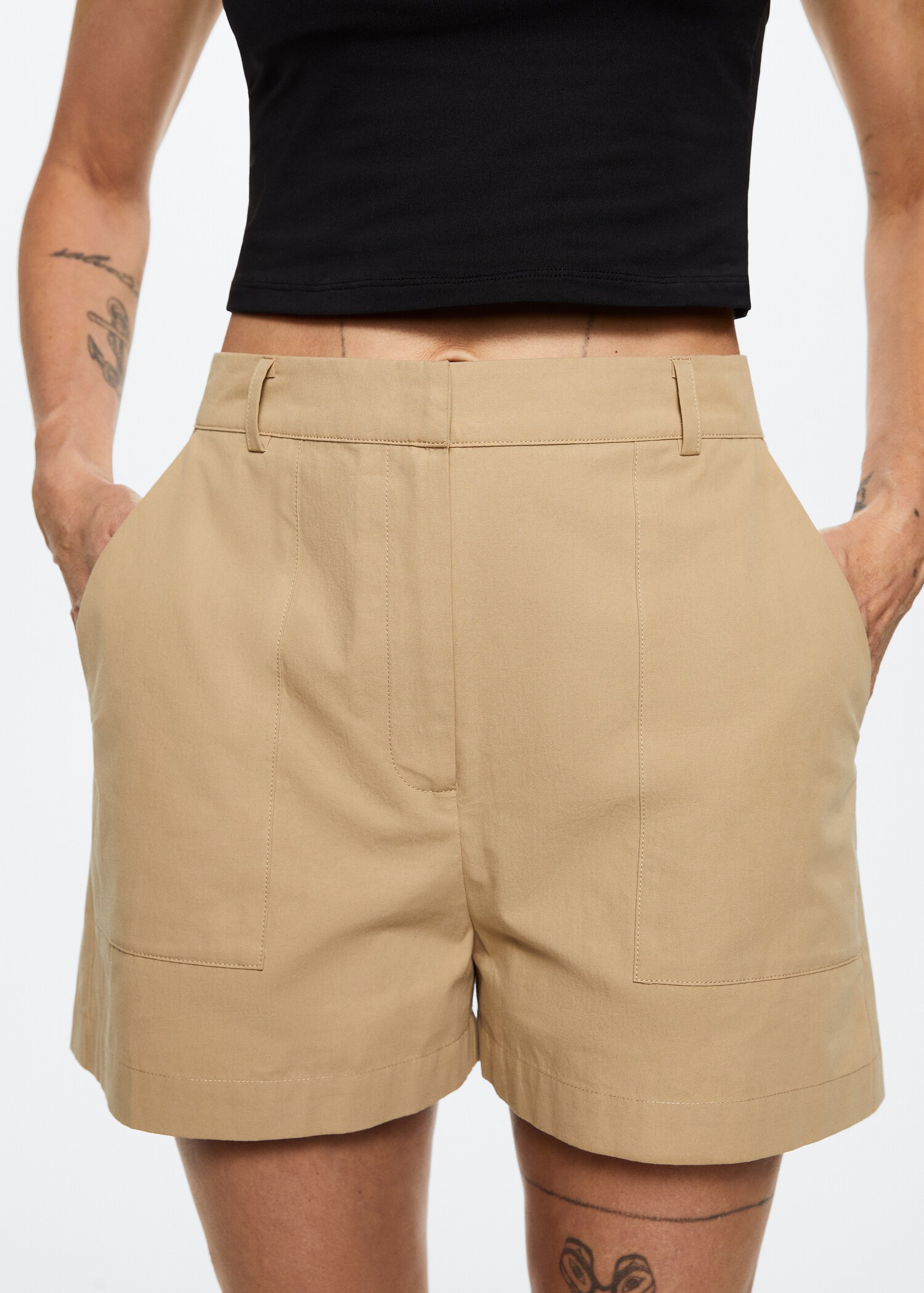 Pockets cotton shorts - Details of the article 1