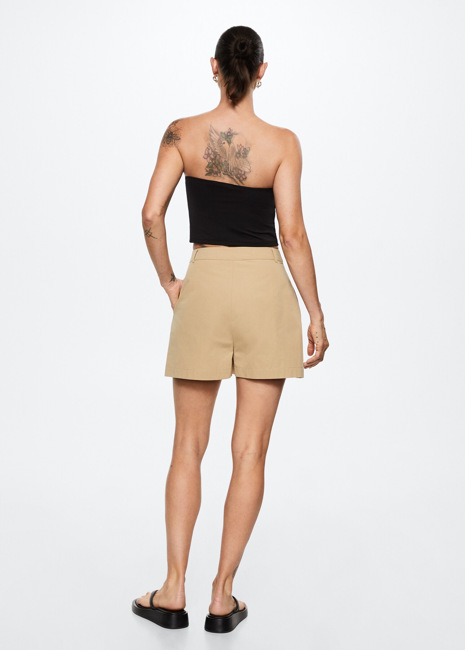 Pockets cotton shorts - Reverse of the article