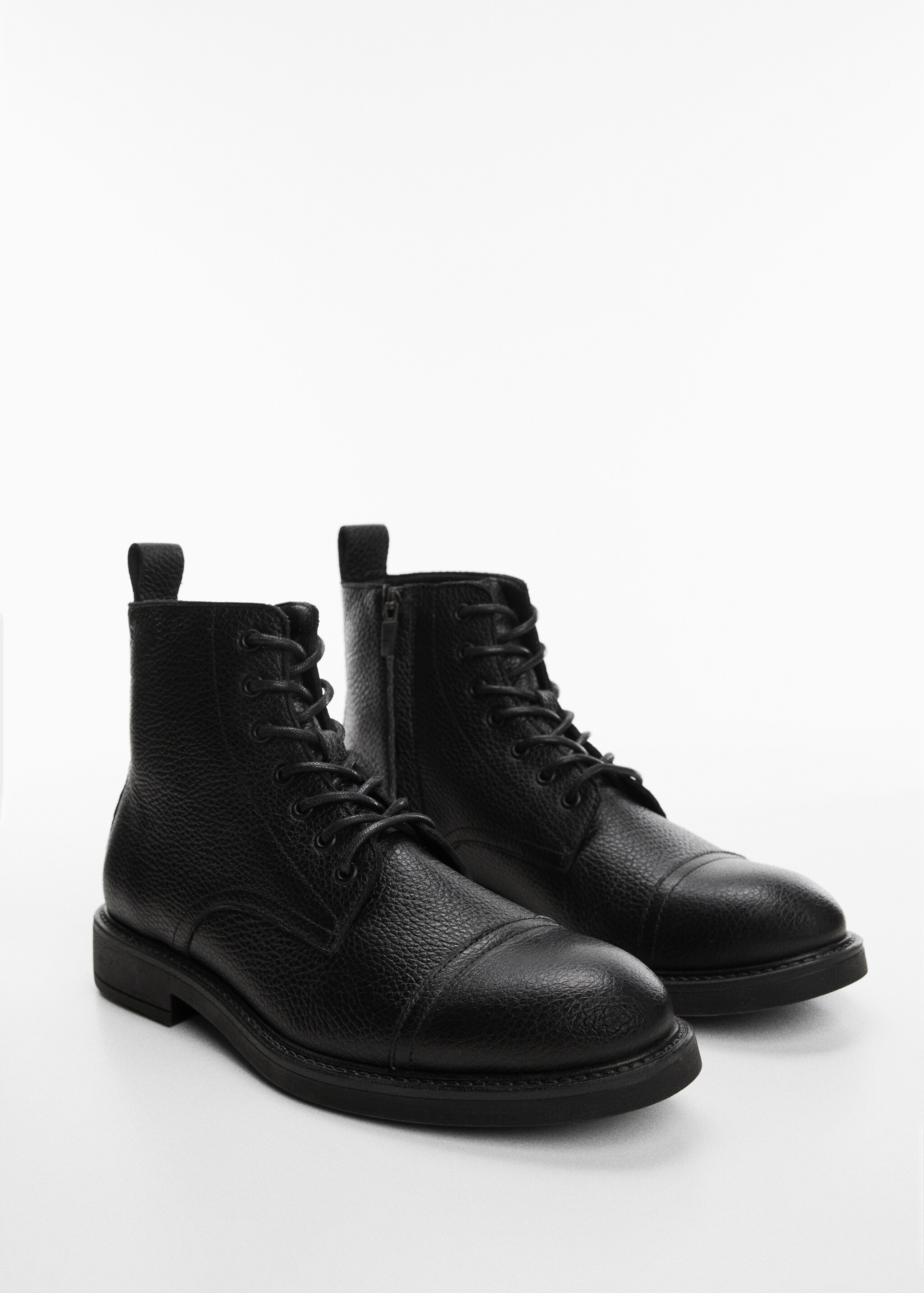 Lace-up leather boots - Medium plane