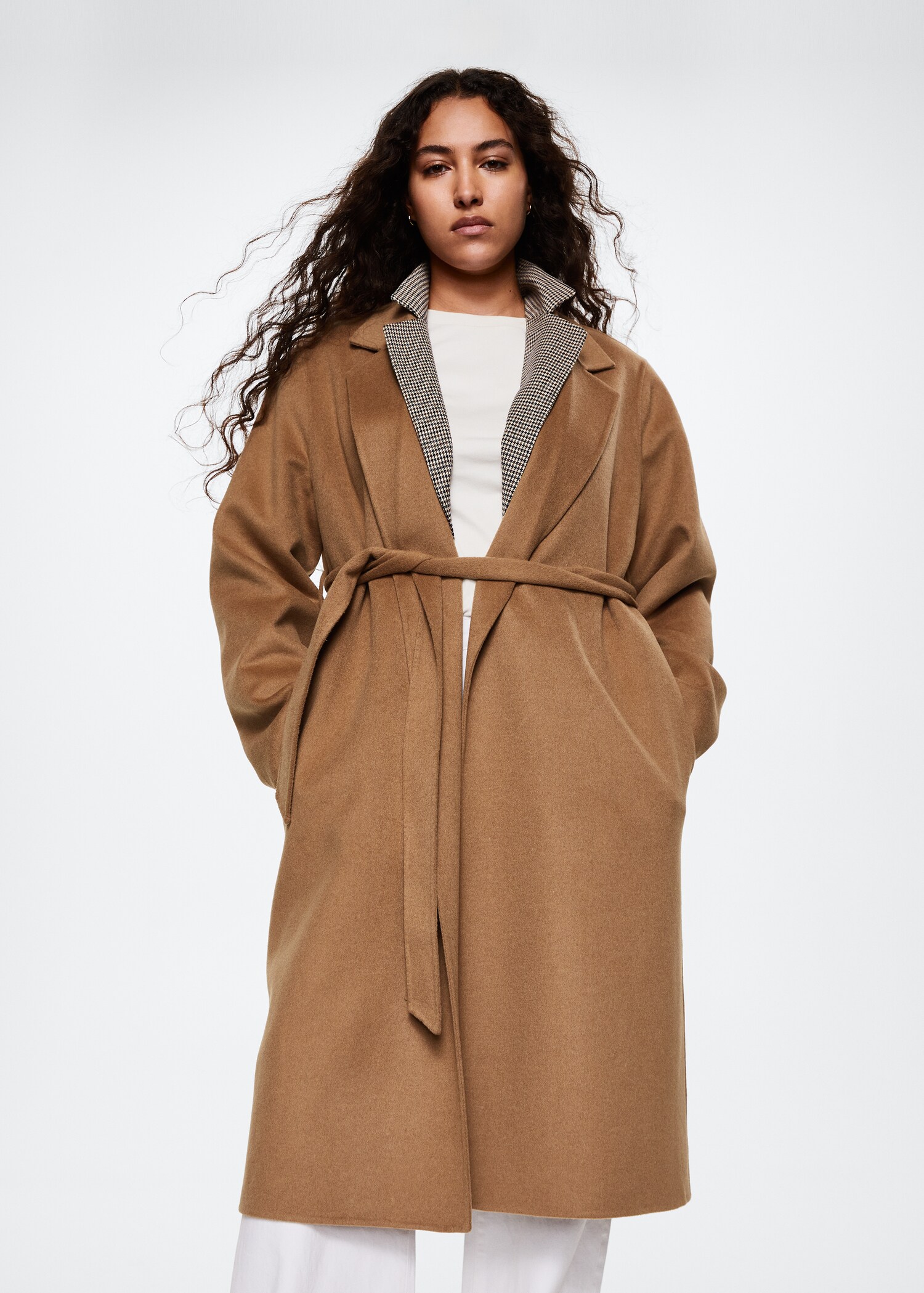 Manteau fait main avec ceinture - Détail de l'article 4