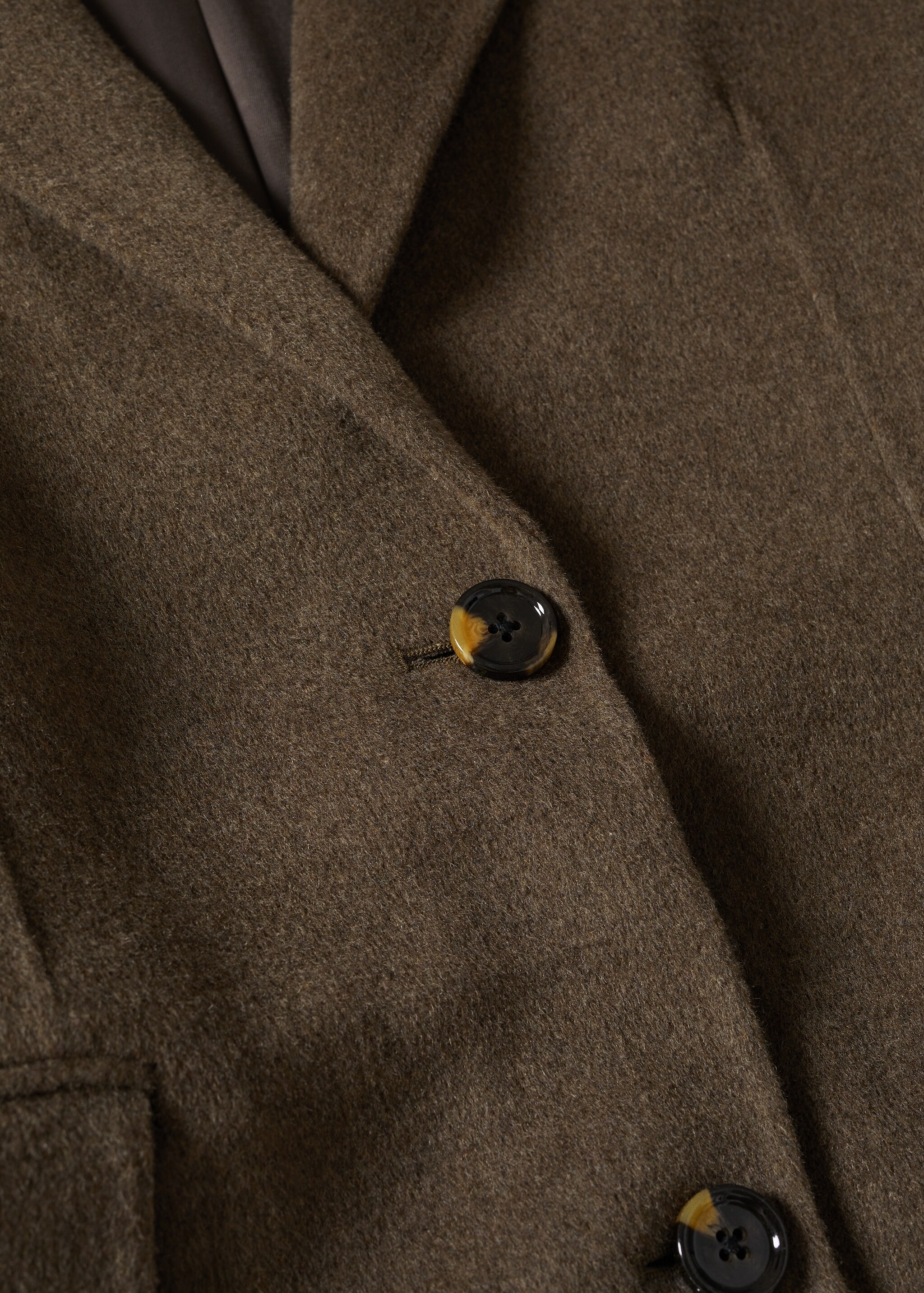 Fitted handmade wool  - Details of the article 8