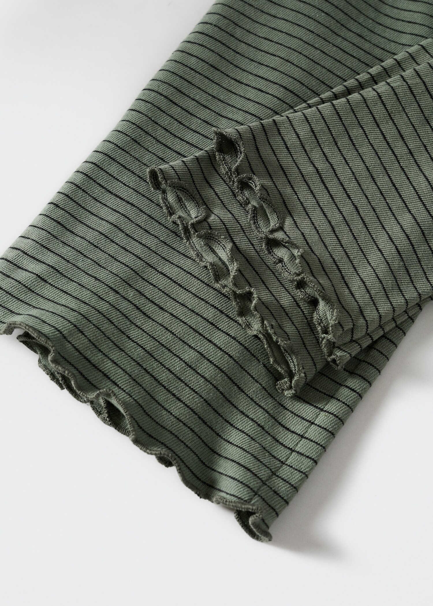 Striped long sleeves t-shirt - Details of the article 8
