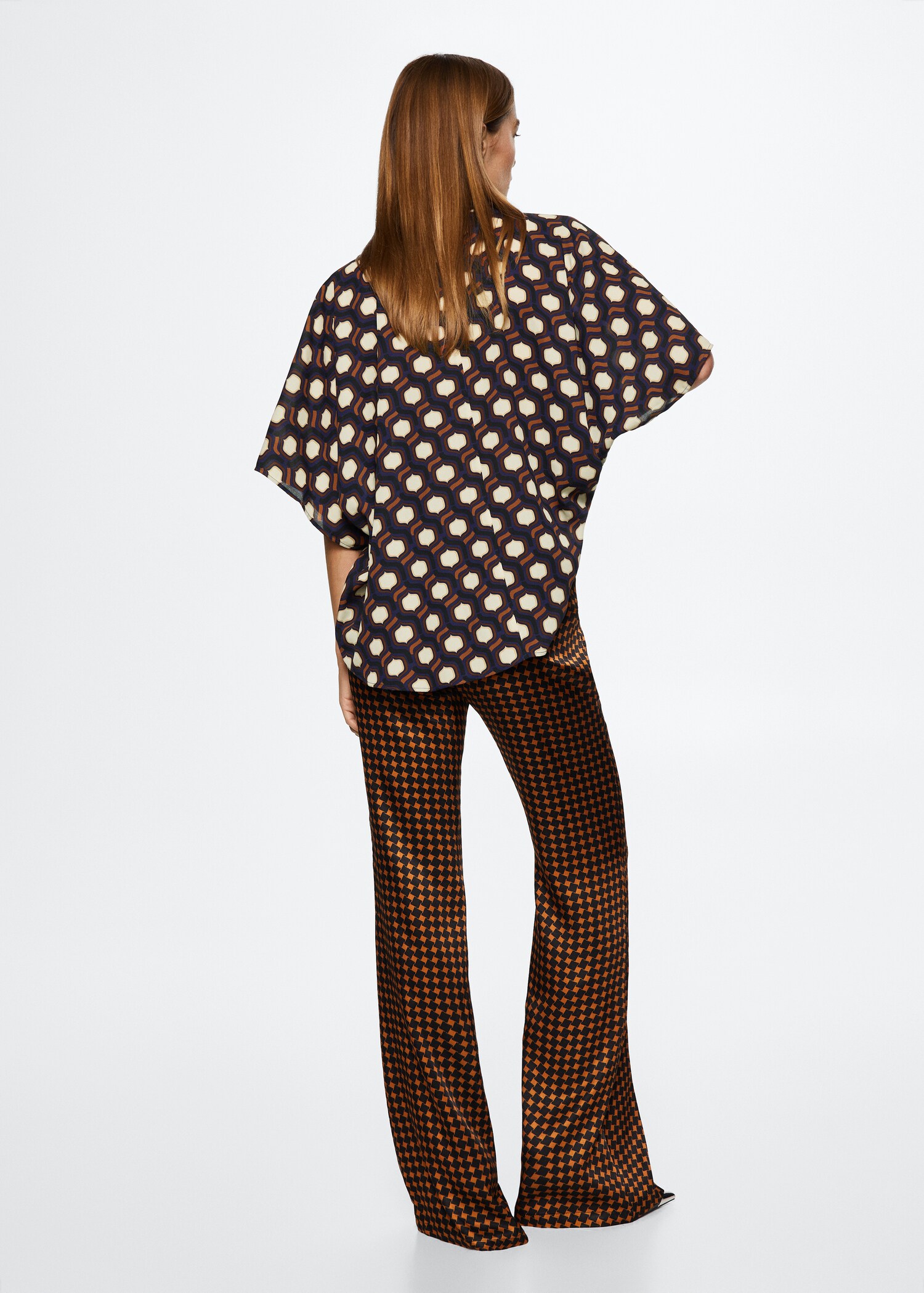 Blouse satinée imprimée - Verso de l’article
