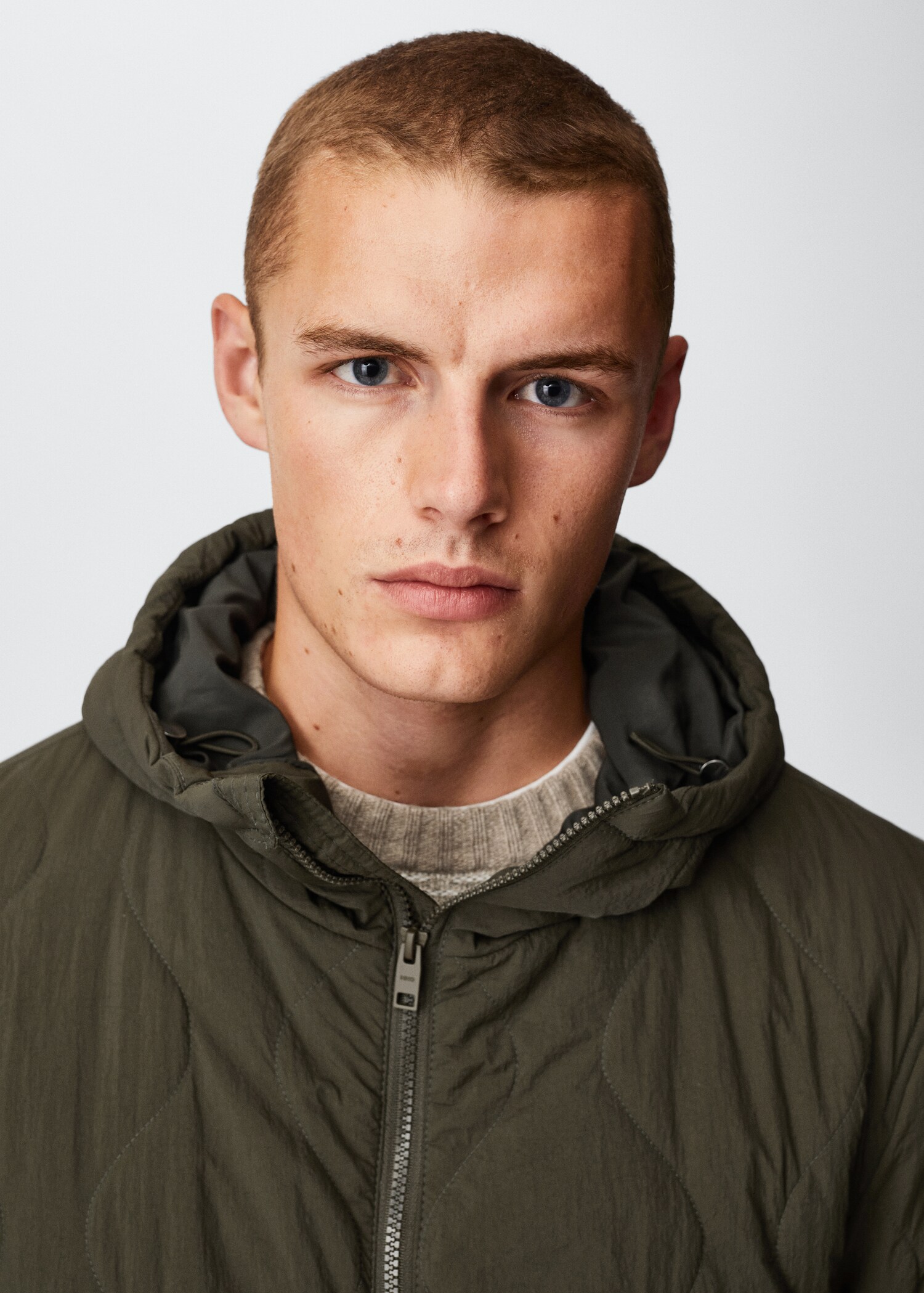 Textured padded jacket - Details of the article 1
