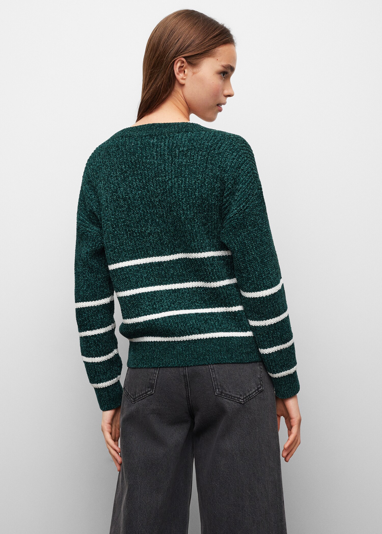 Chenille knit sweater - Reverse of the article