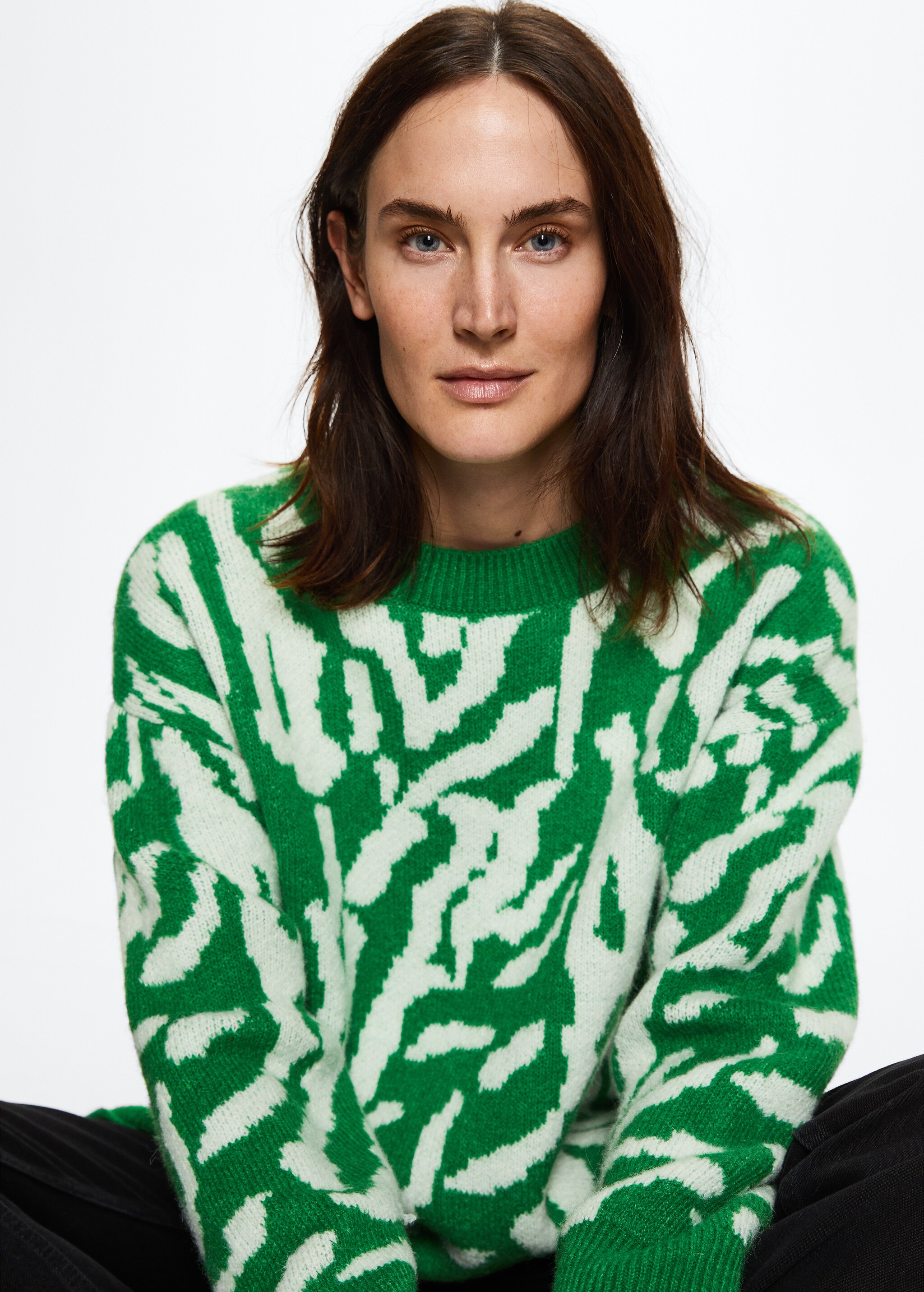 Animal-print knitted sweater - Details of the article 2