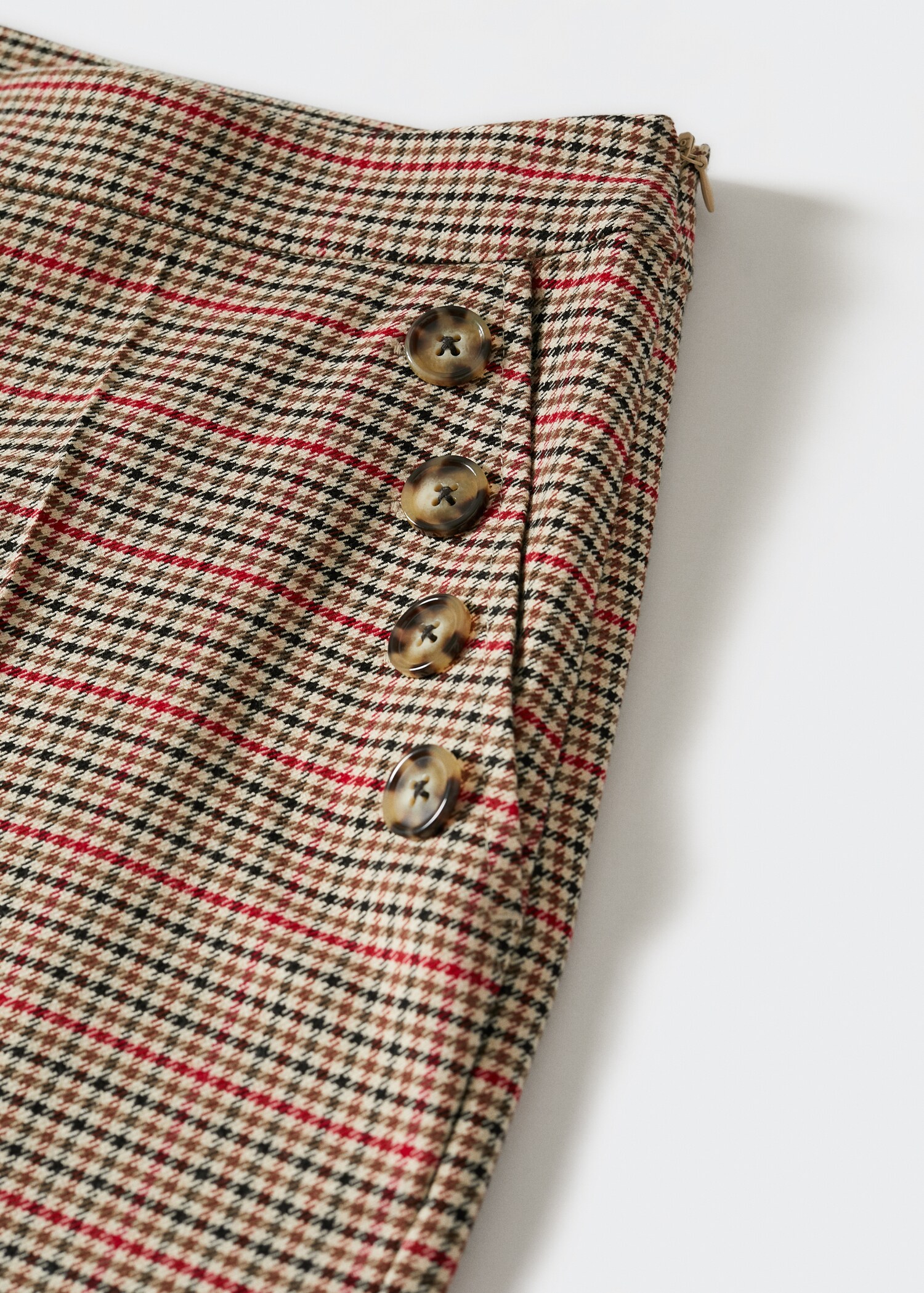 Buttons culottes trousers - Details of the article 8