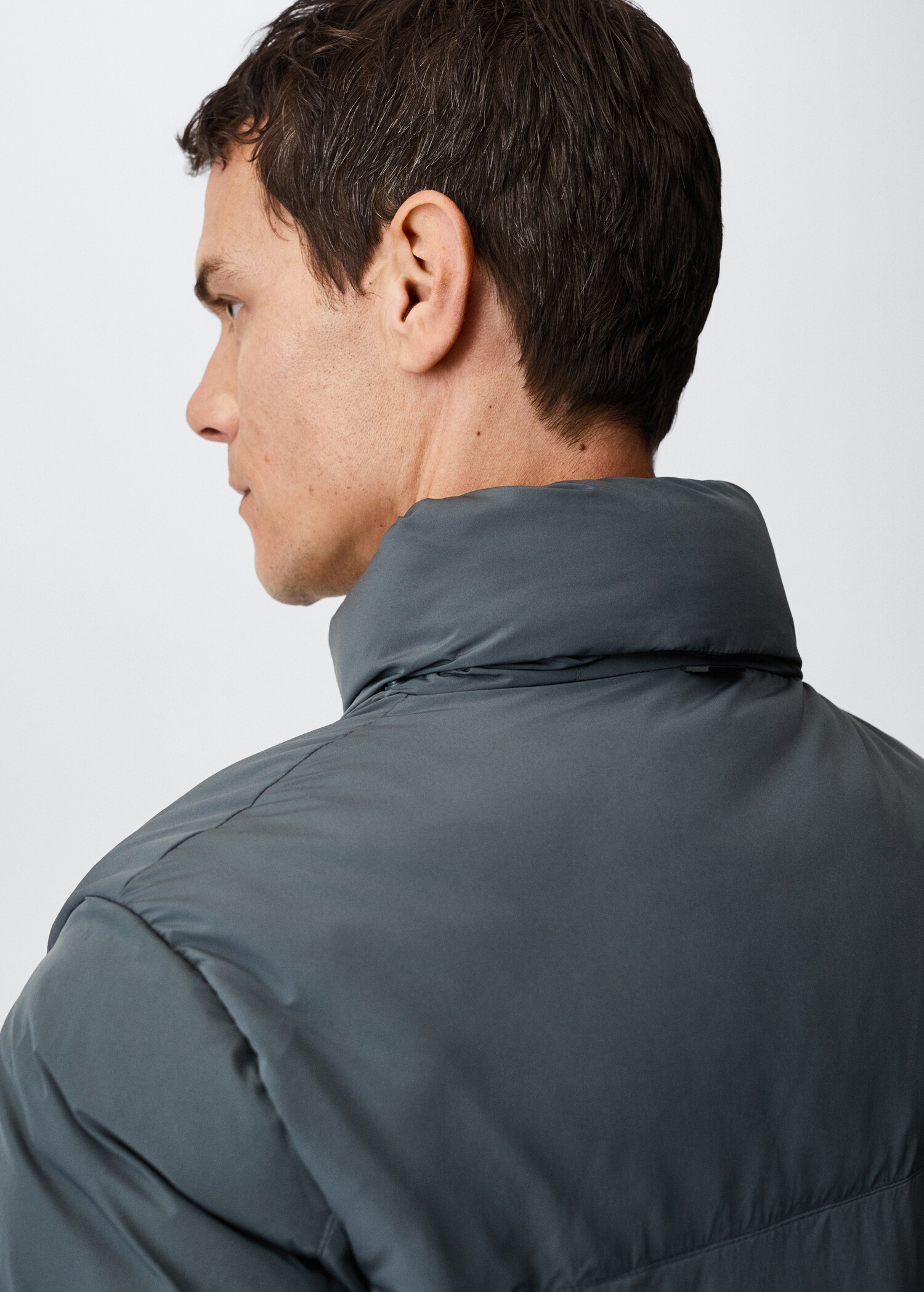 Kurzer thermoregulierender Anorak - Detail des Artikels 2