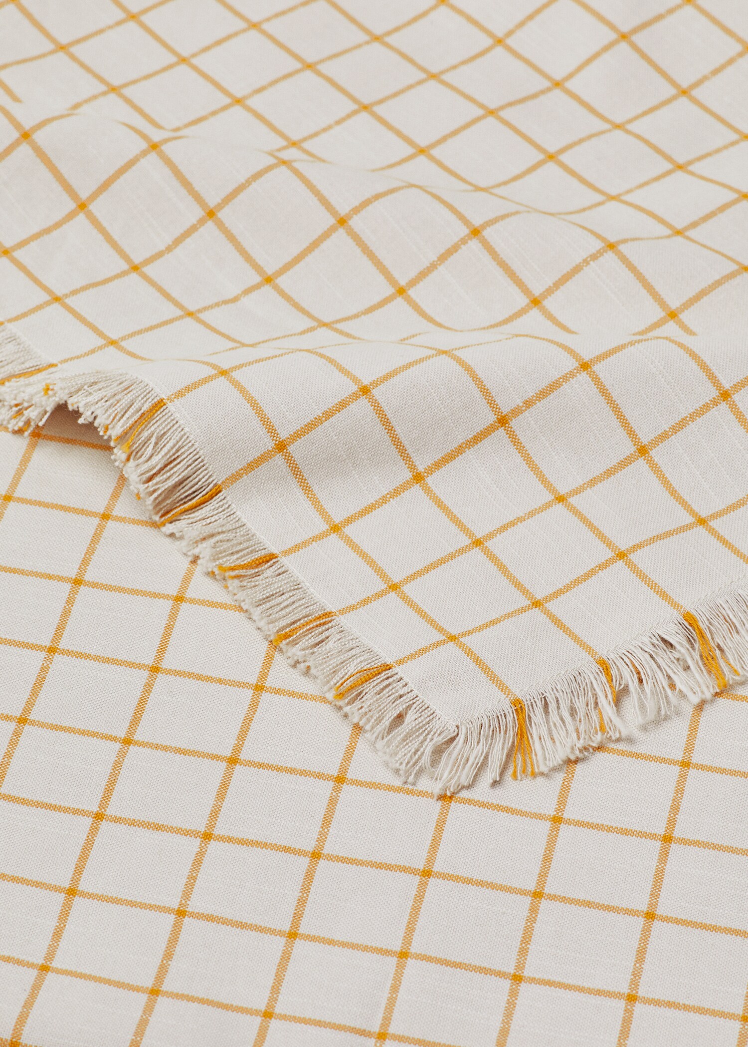 Checked tablecloth fringe endings 150x150cm - Details of the article 1